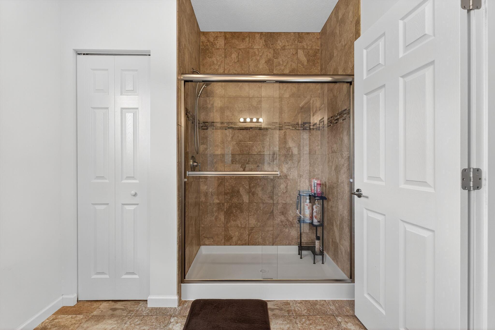 1634 Tamarac Drive