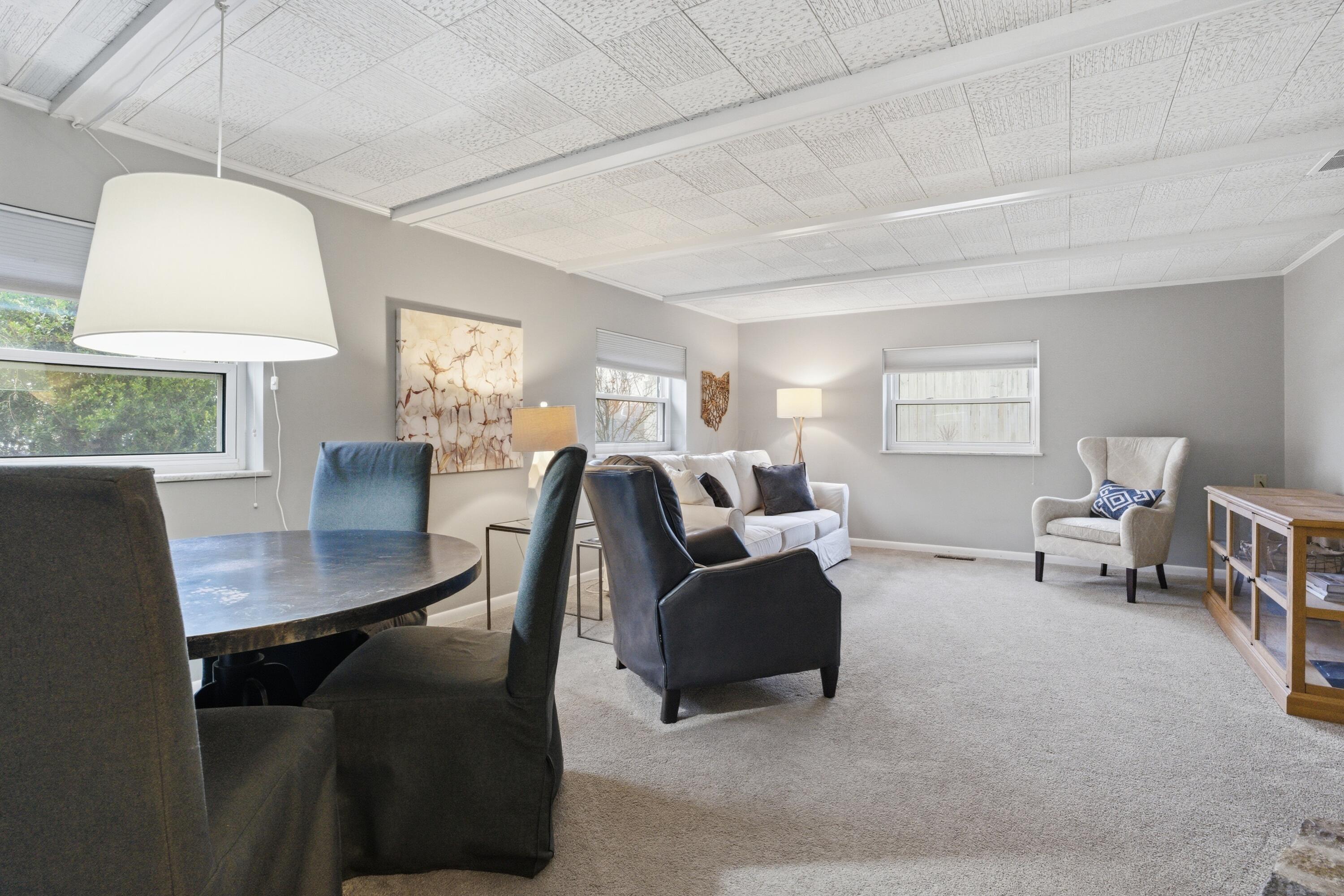 343 N Cassady Avenue