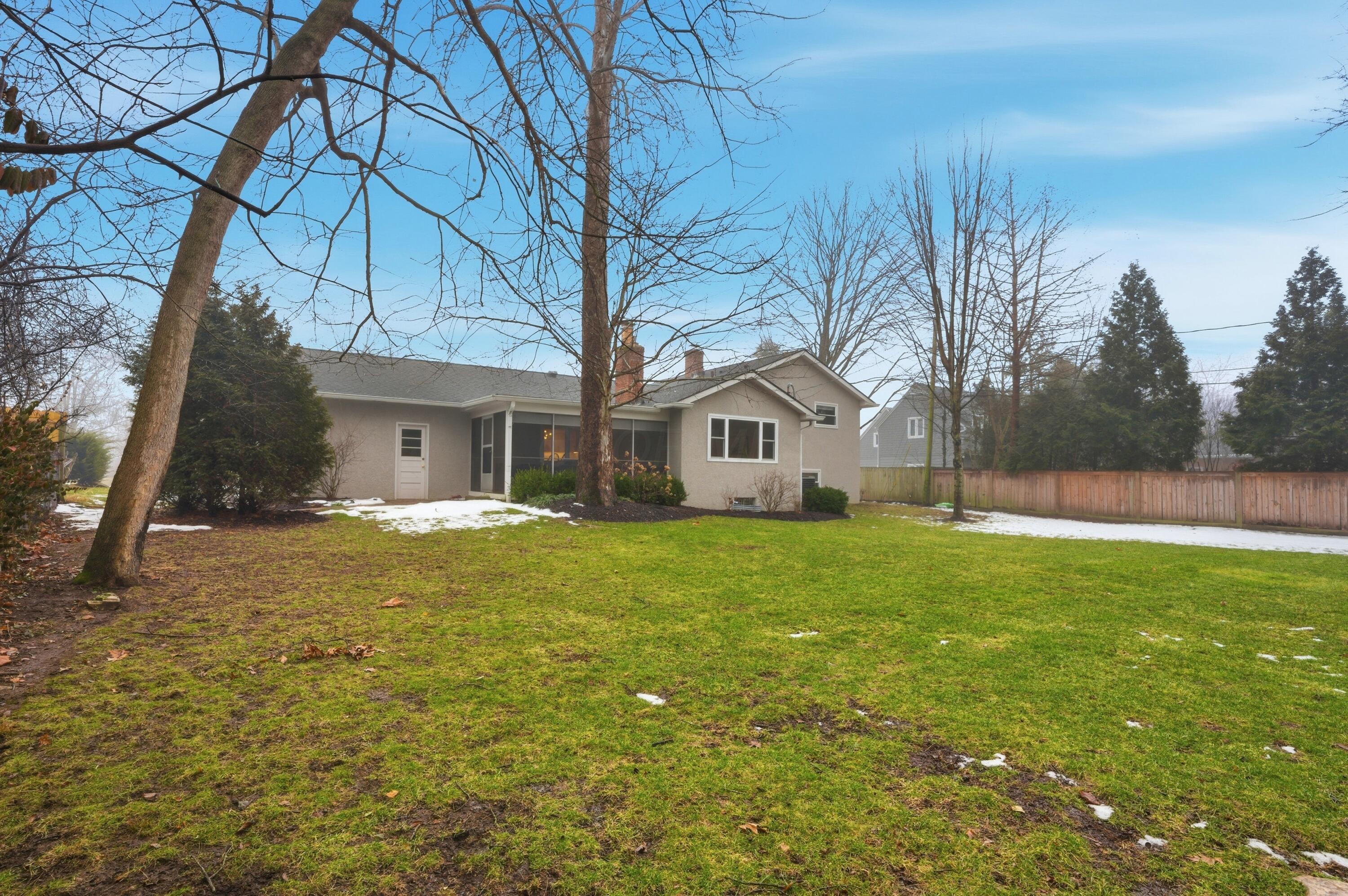 343 N Cassady Avenue