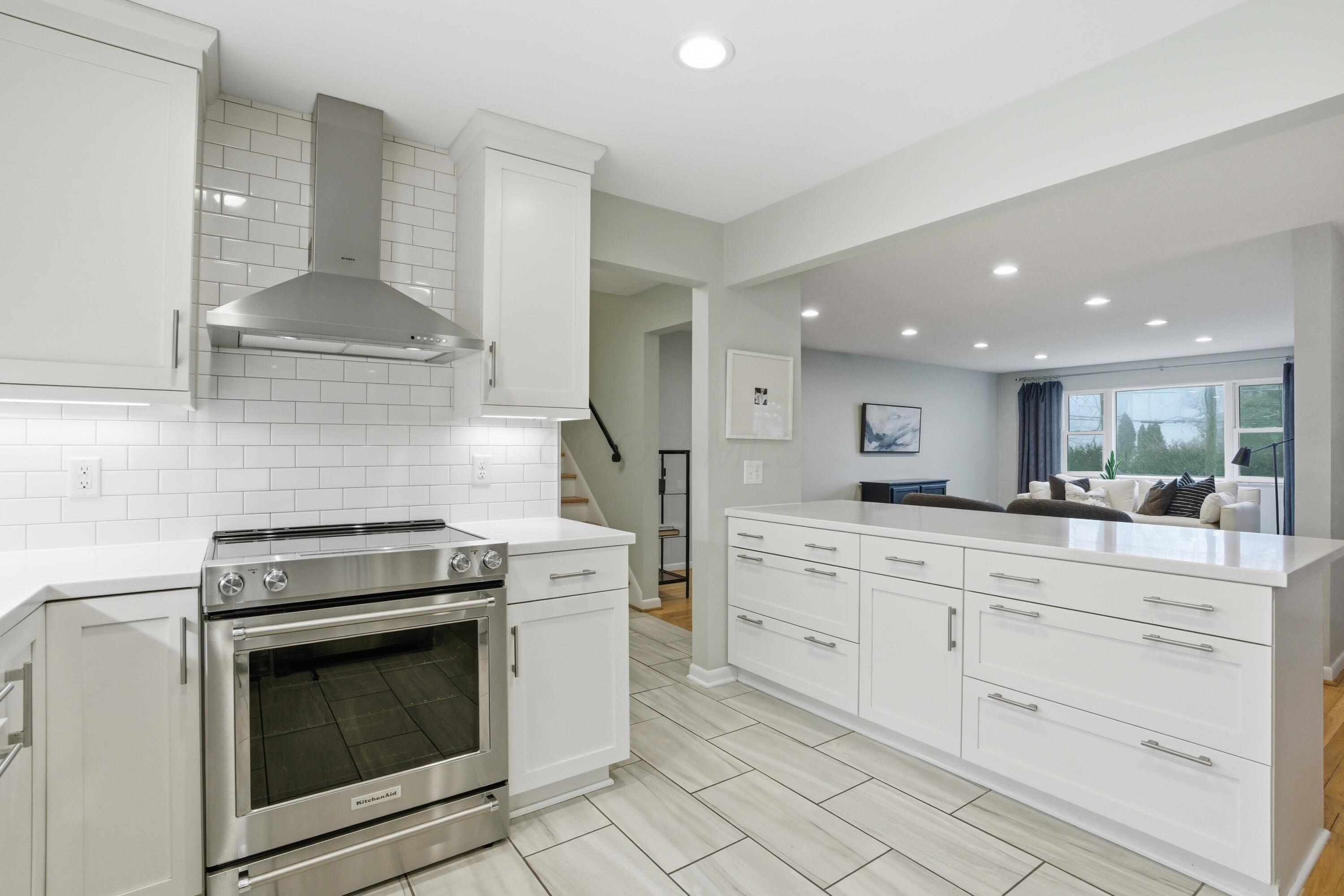 343 N Cassady Avenue