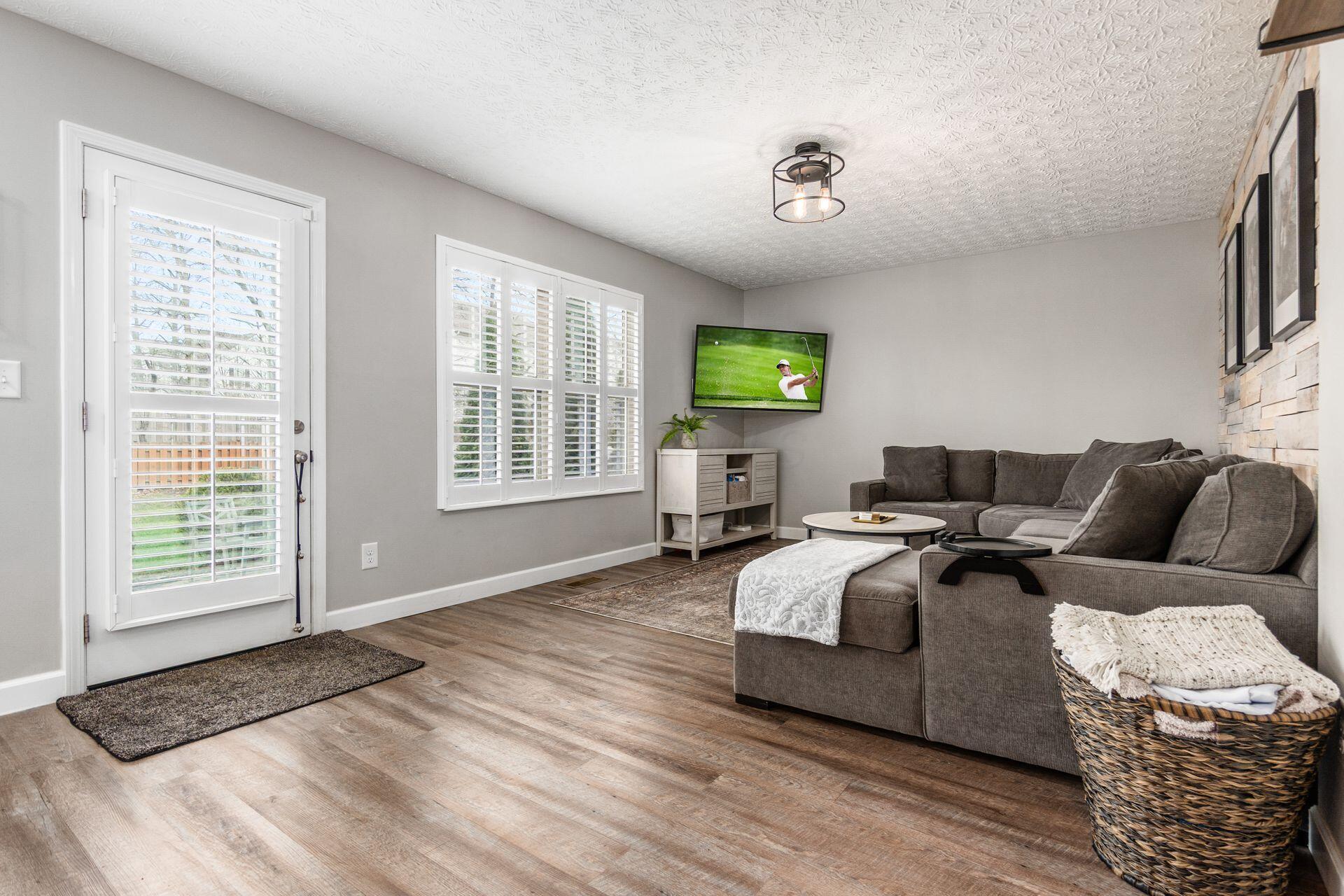 9105 Misty Dawn Drive