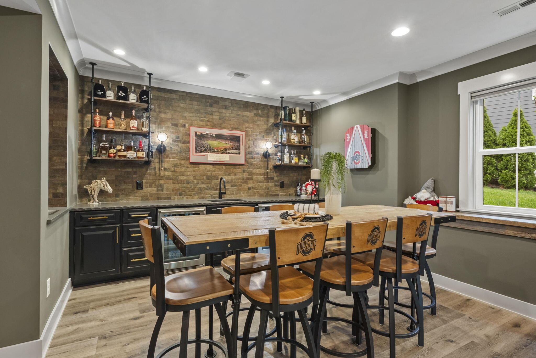 11390 Cedar Crest Drive