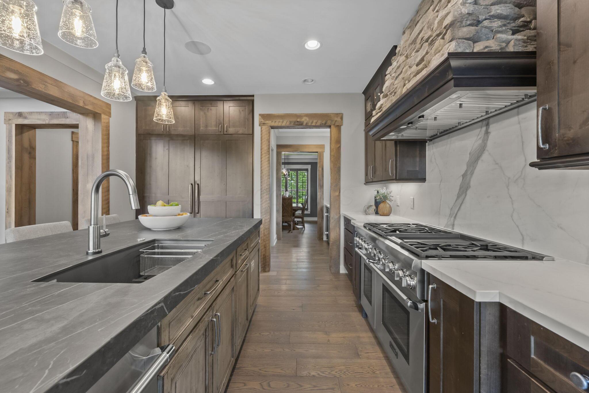 11390 Cedar Crest Drive