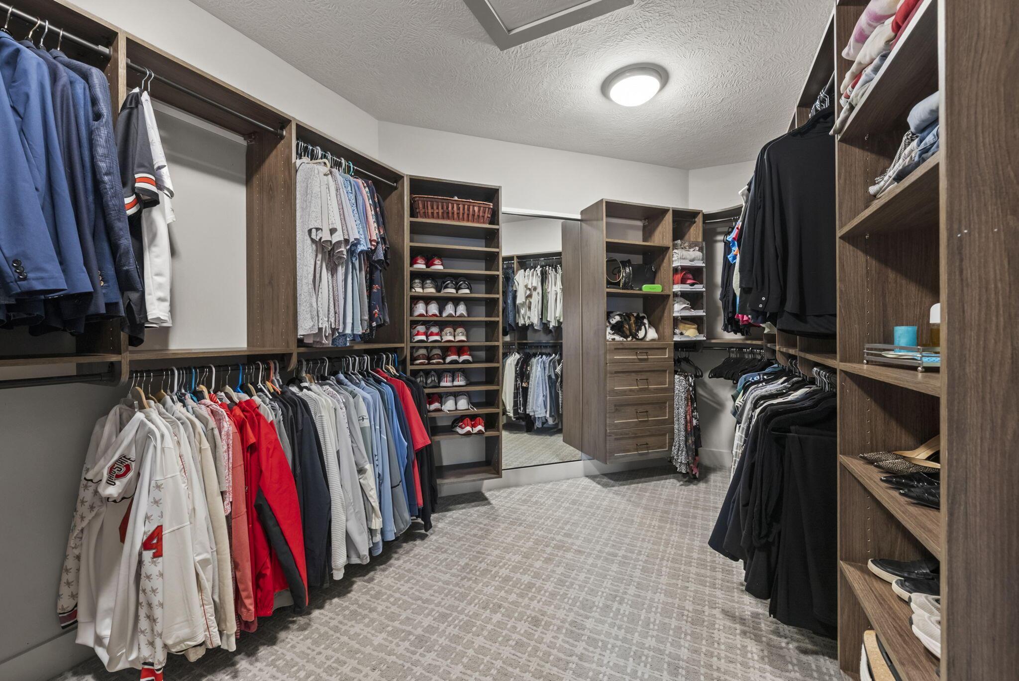 11390 Cedar Crest Drive