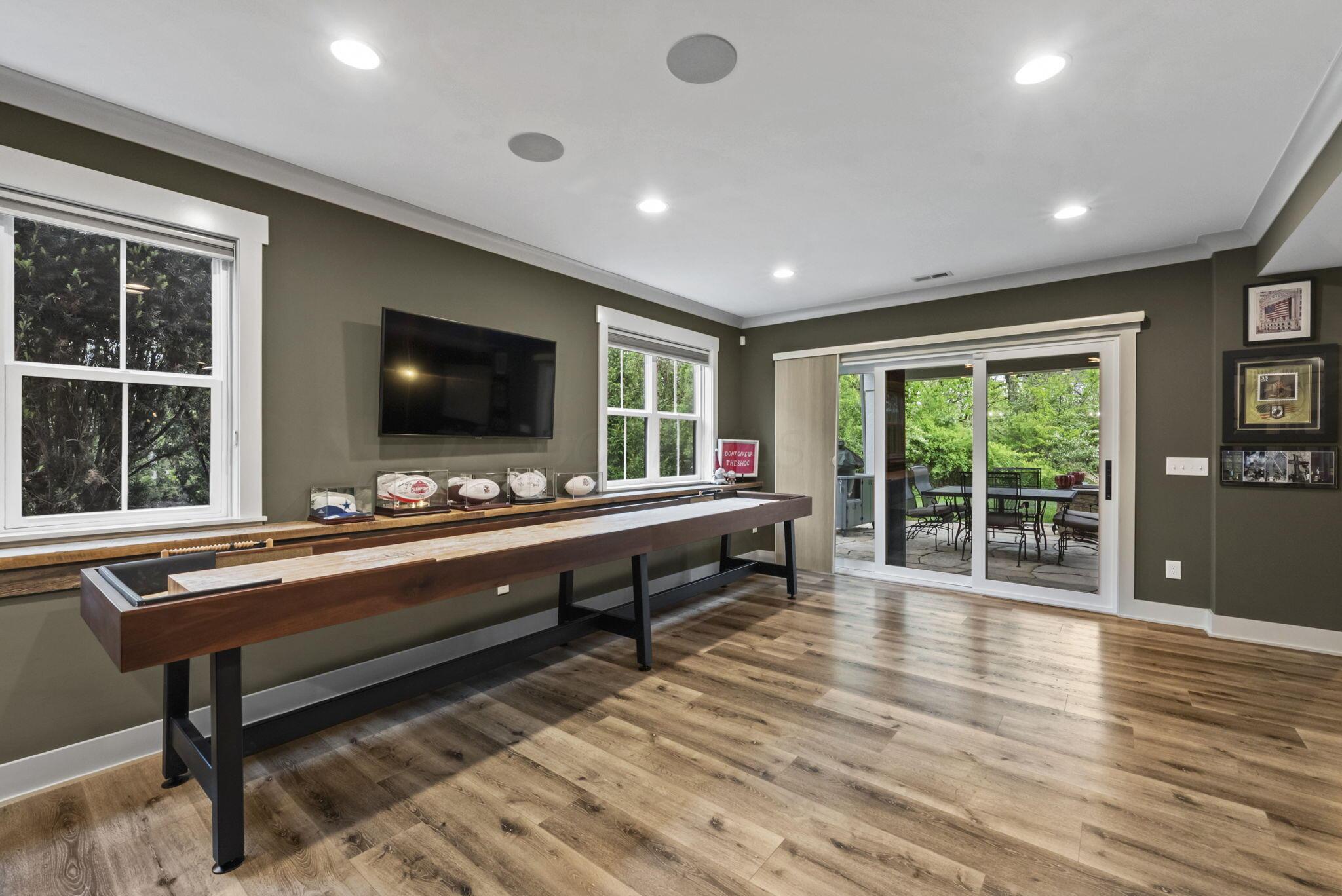 11390 Cedar Crest Drive