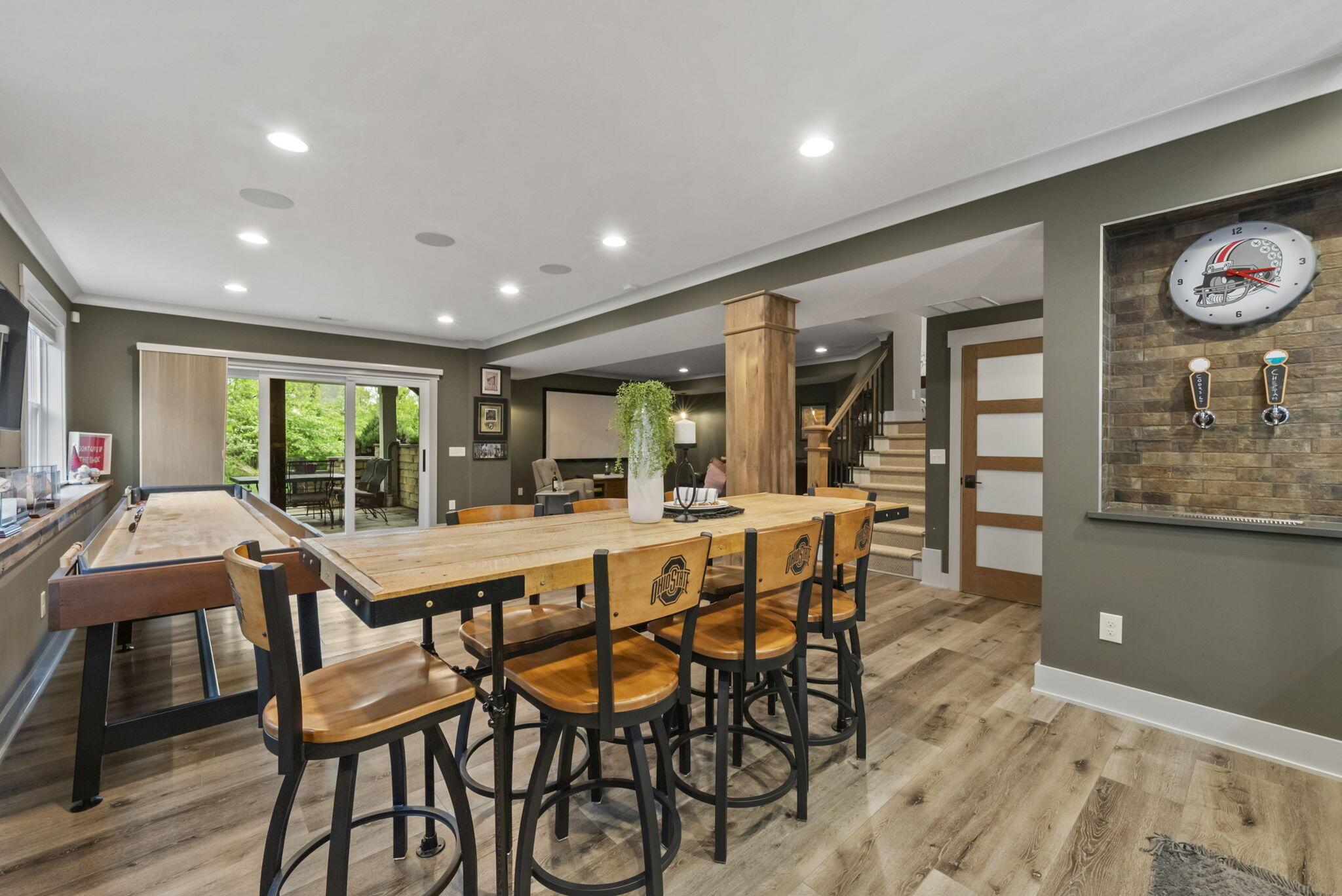 11390 Cedar Crest Drive