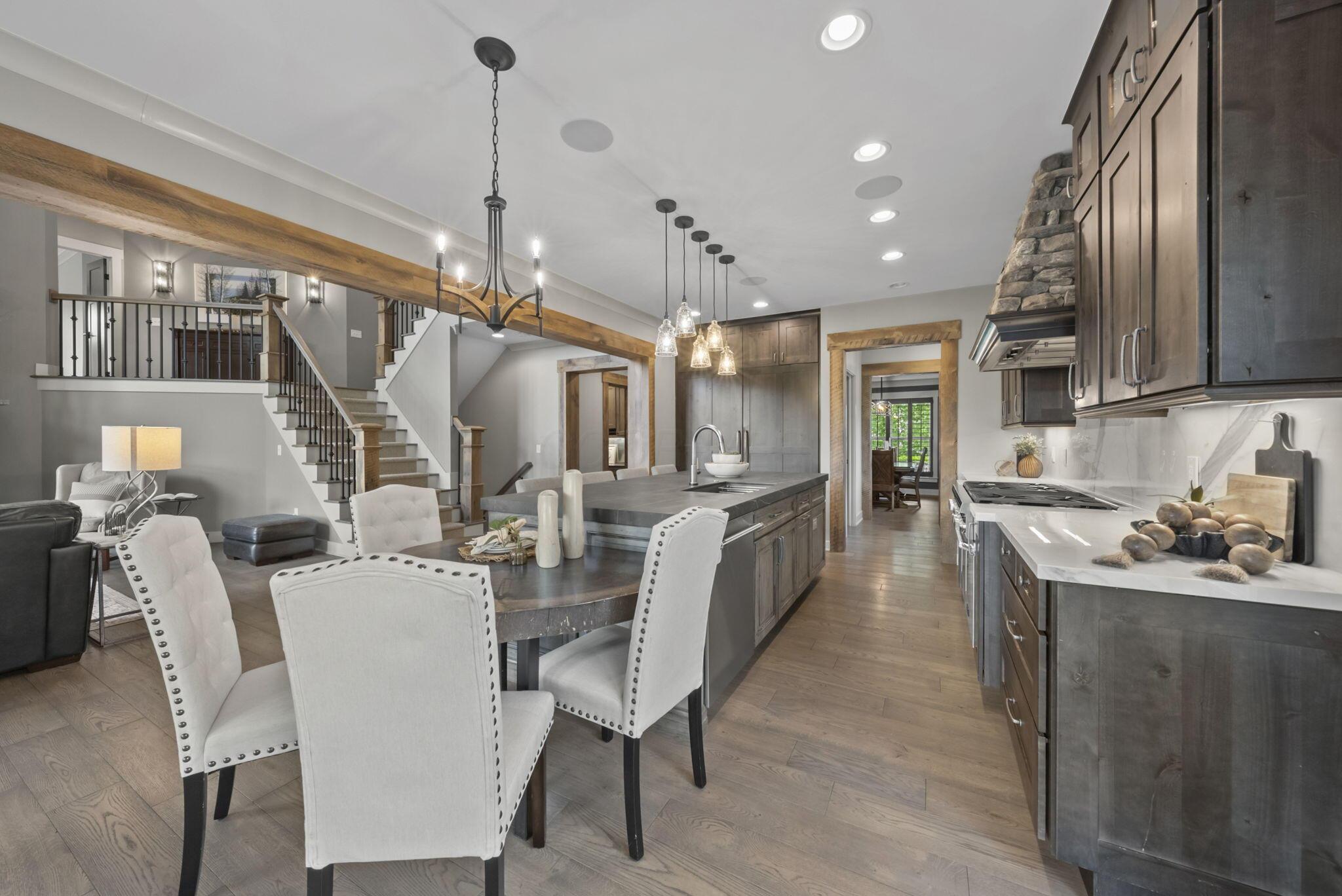 11390 Cedar Crest Drive