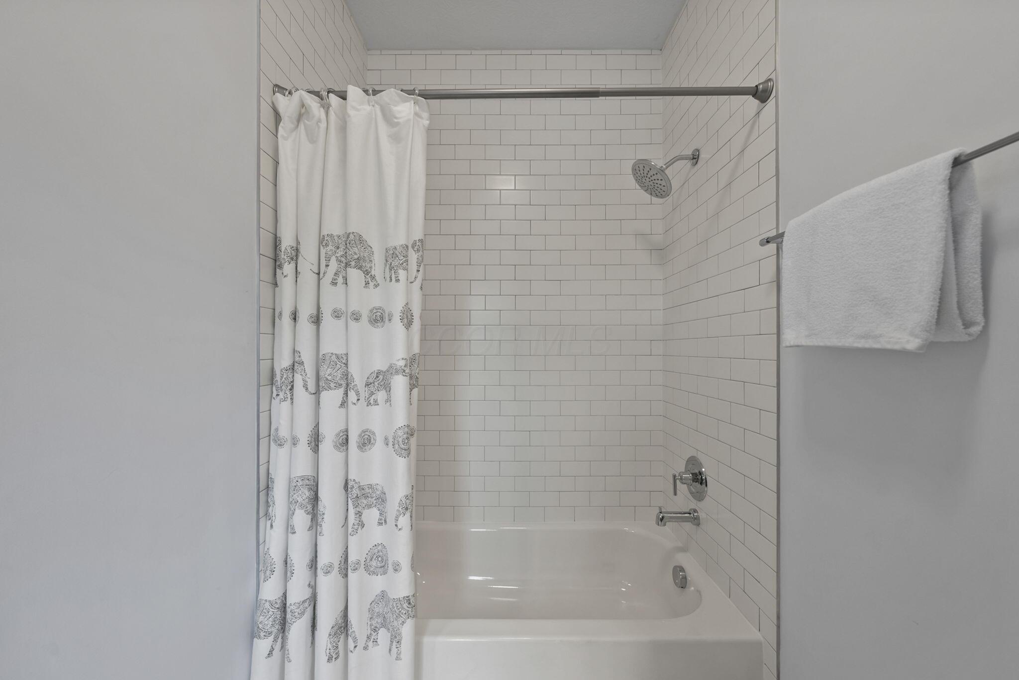 11390 Cedar Crest Drive