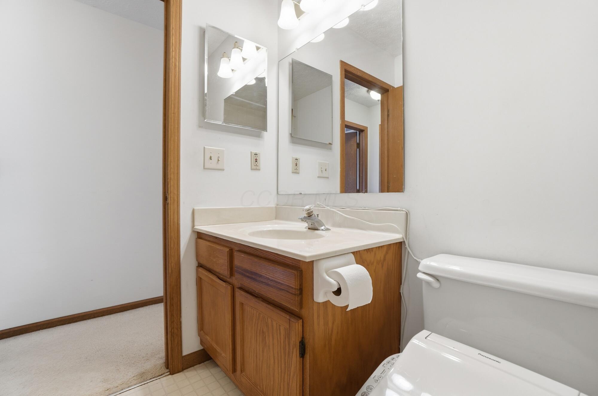 3686 Riverlane Court