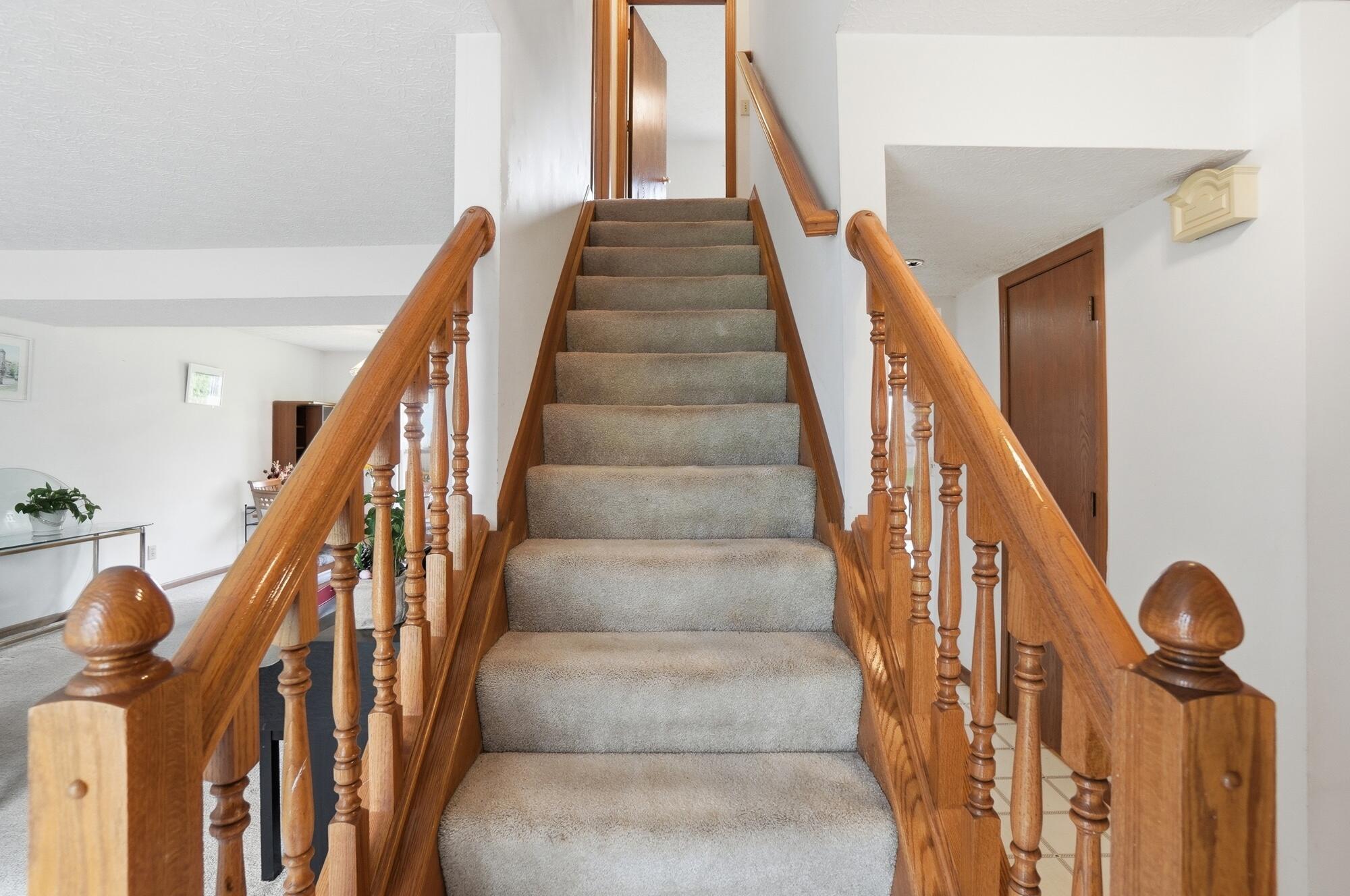 3686 Riverlane Court