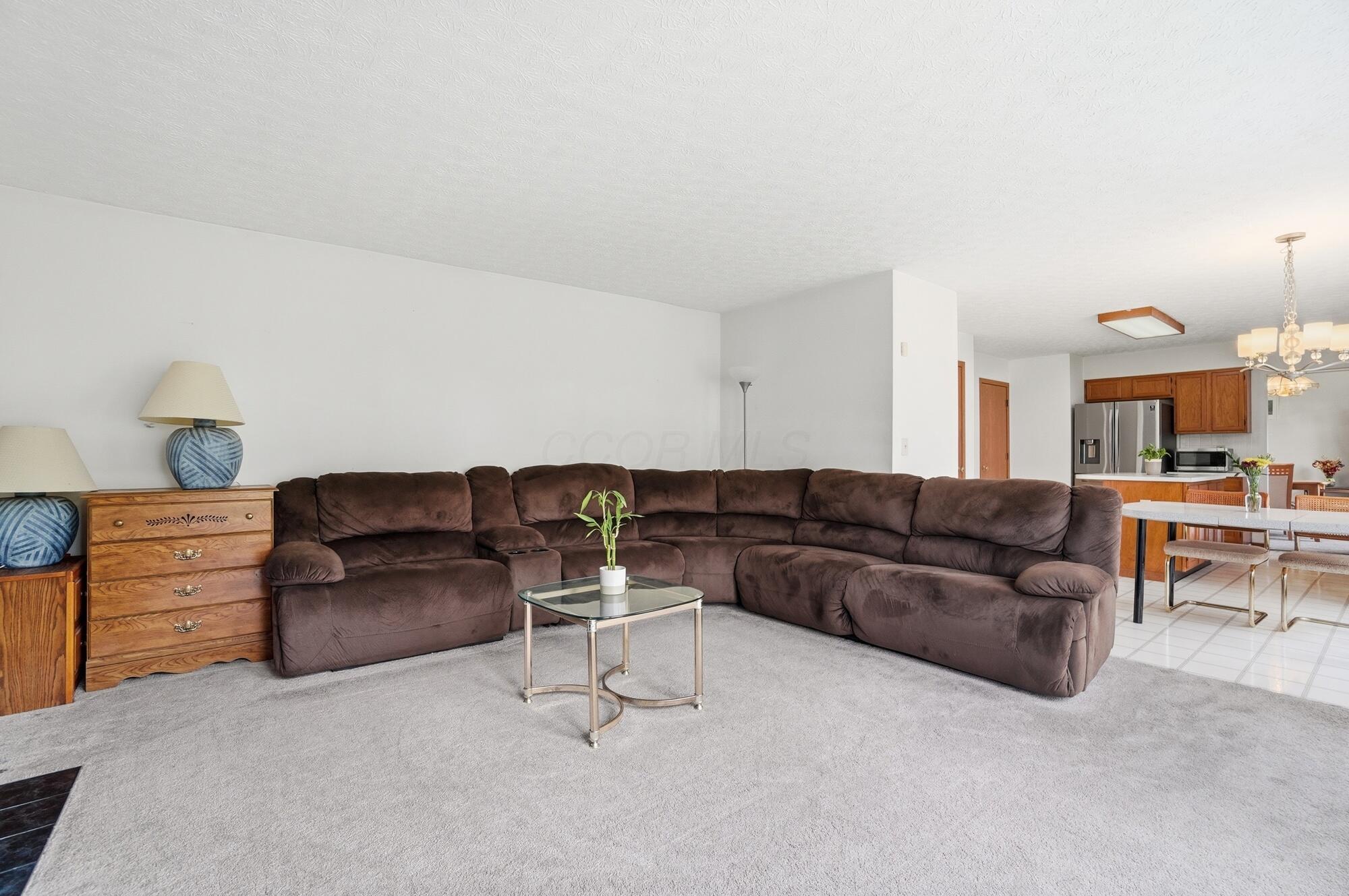 3686 Riverlane Court