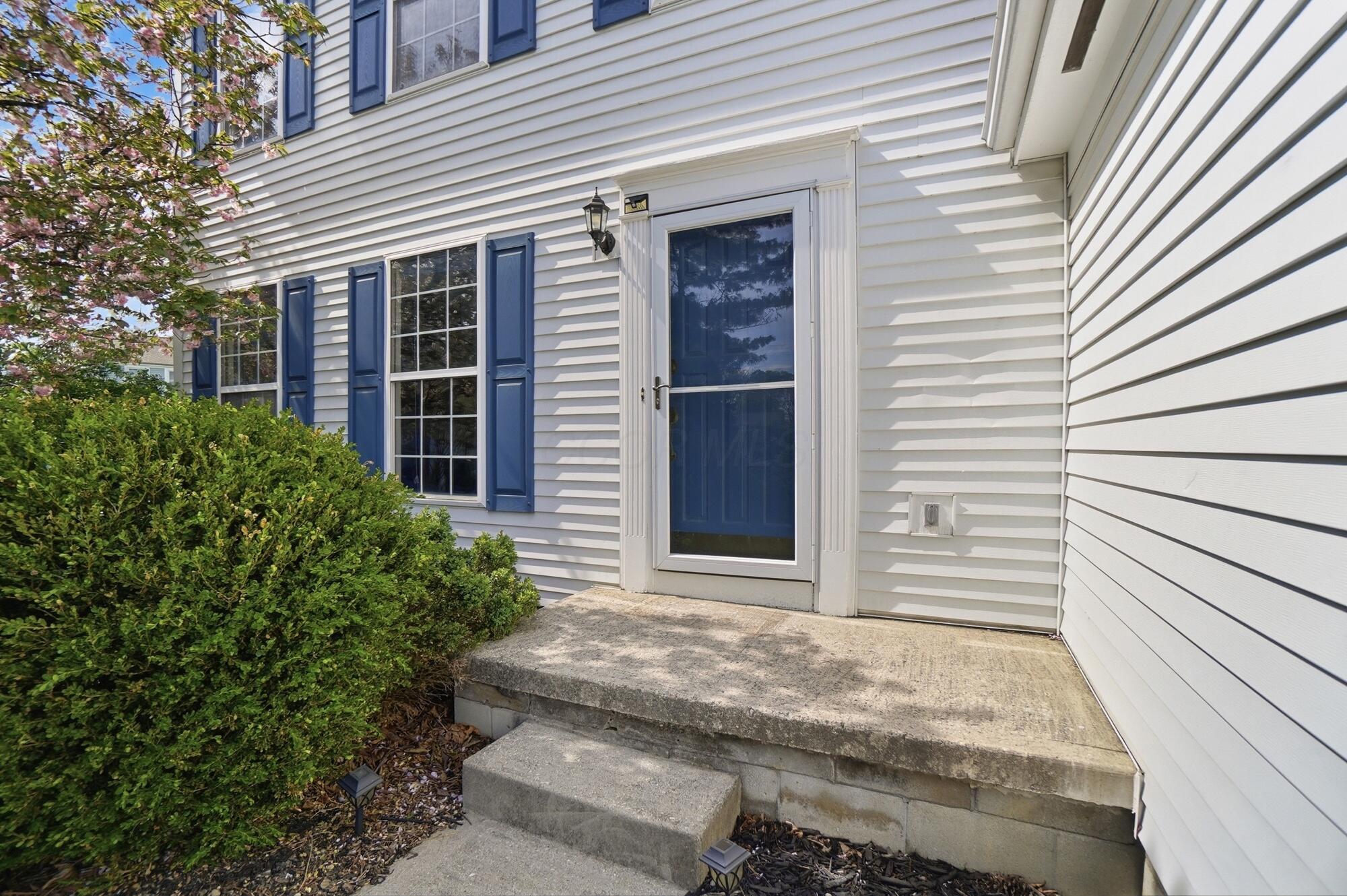 3686 Riverlane Court