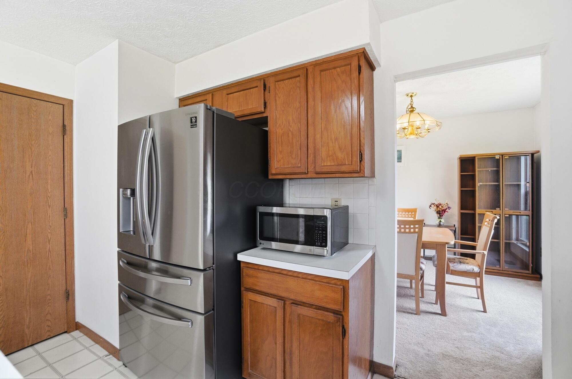 3686 Riverlane Court