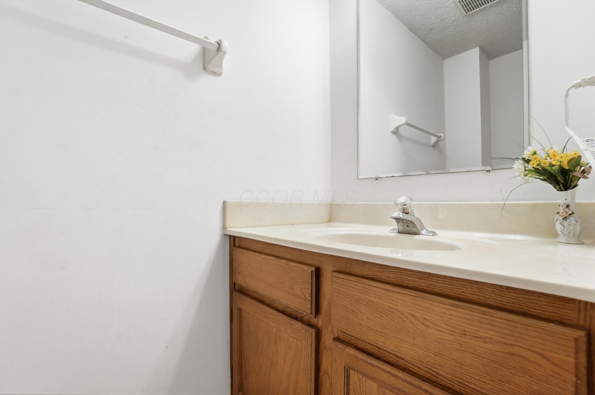 3686 Riverlane Court