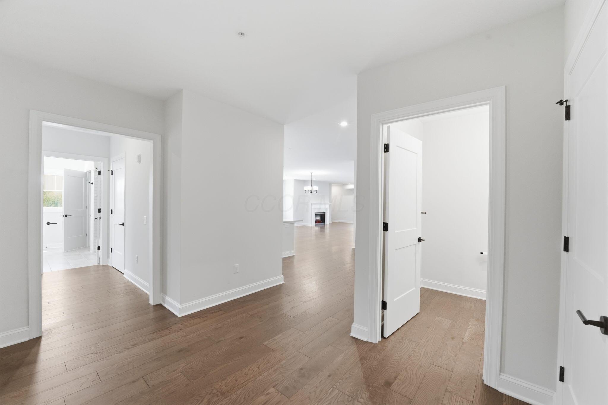 5233 Highpointe Lakes Drive, 301