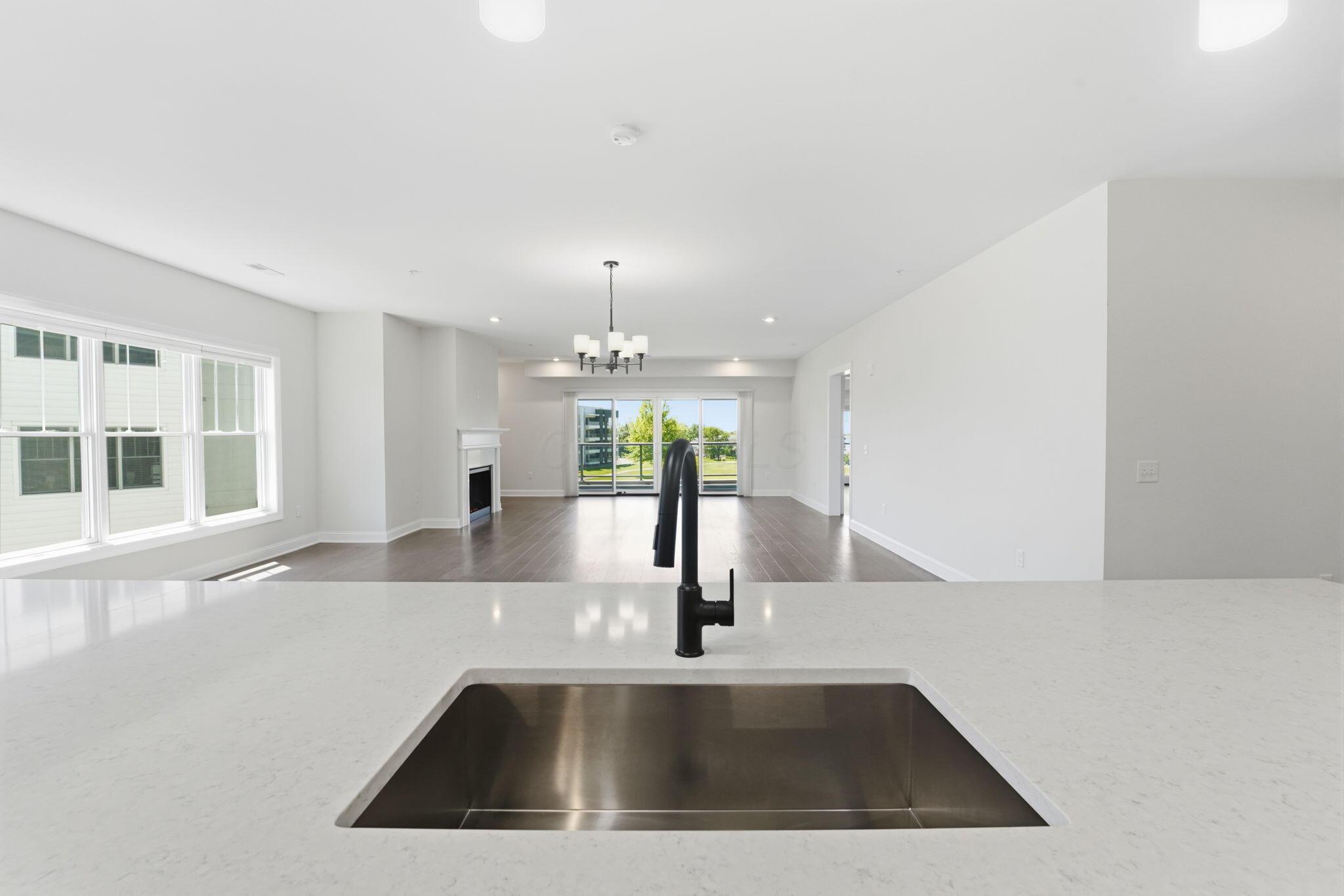 5233 Highpointe Lakes Drive, 301