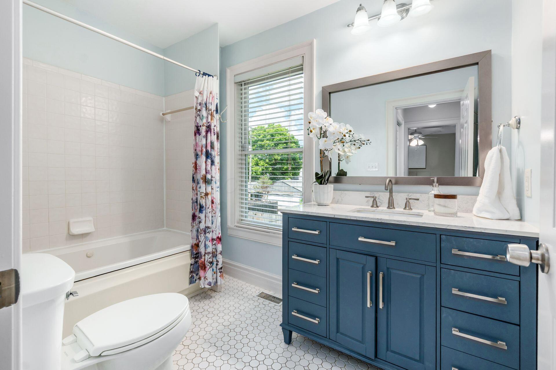 322 Hanford Street