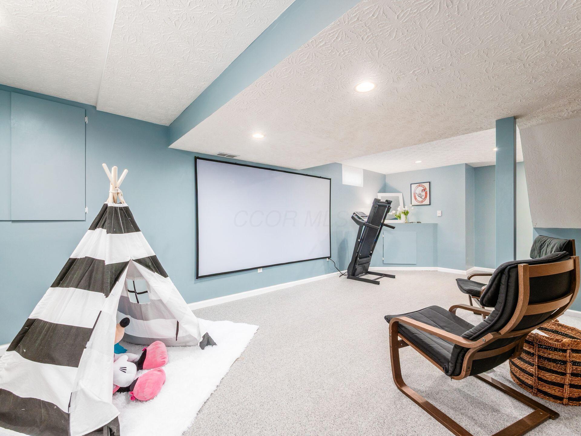 501 Salisbury Drive
