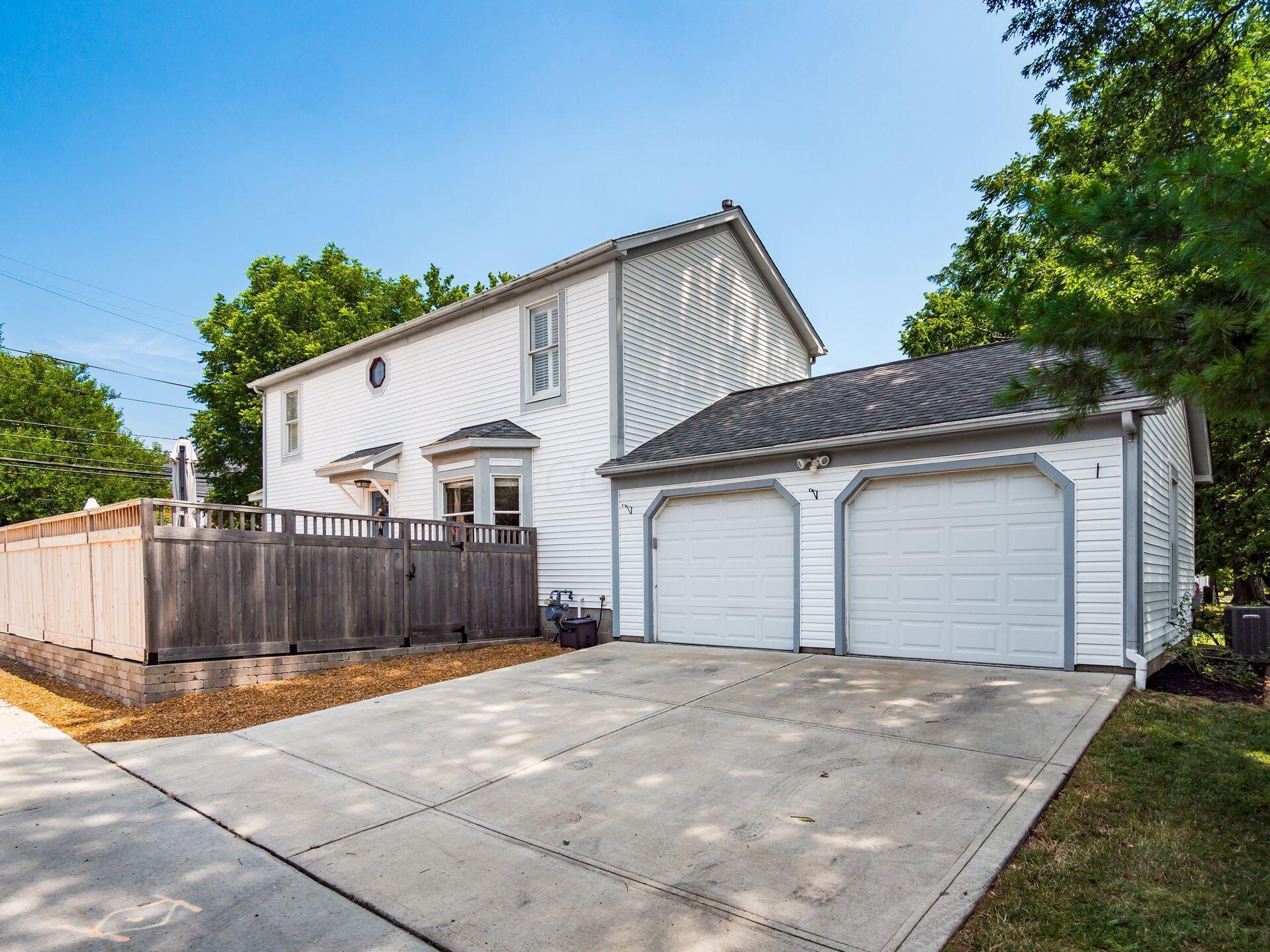 27 E South Street