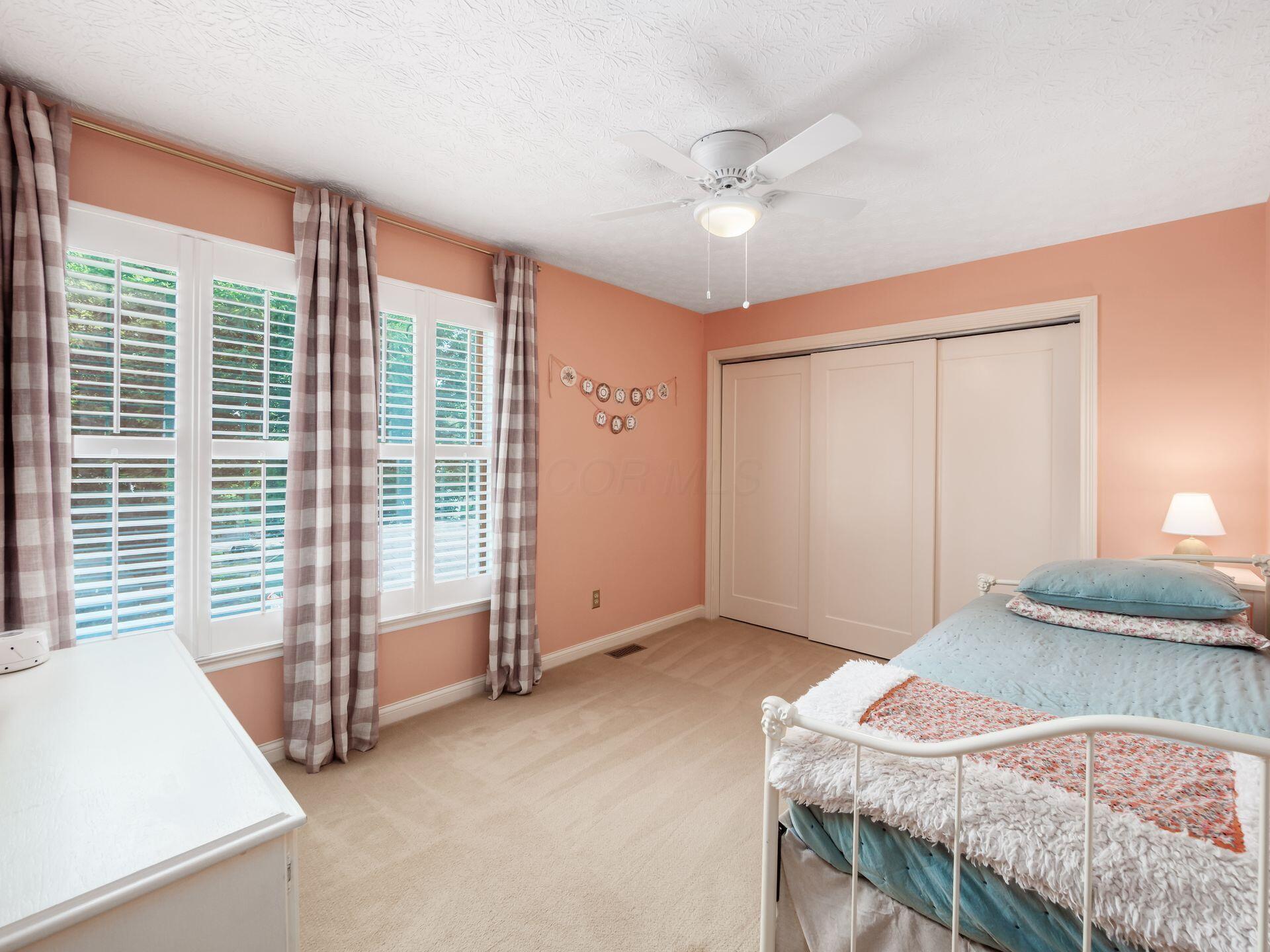 27 E South Street
