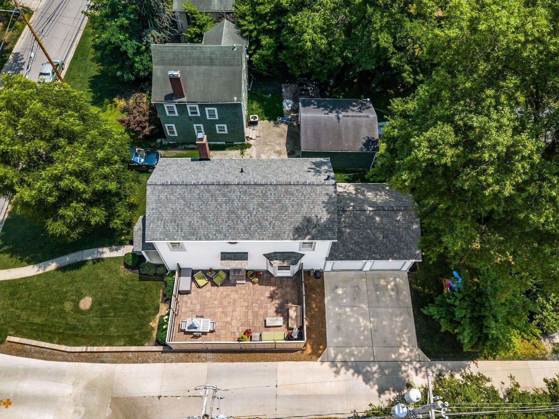 27 E South Street
