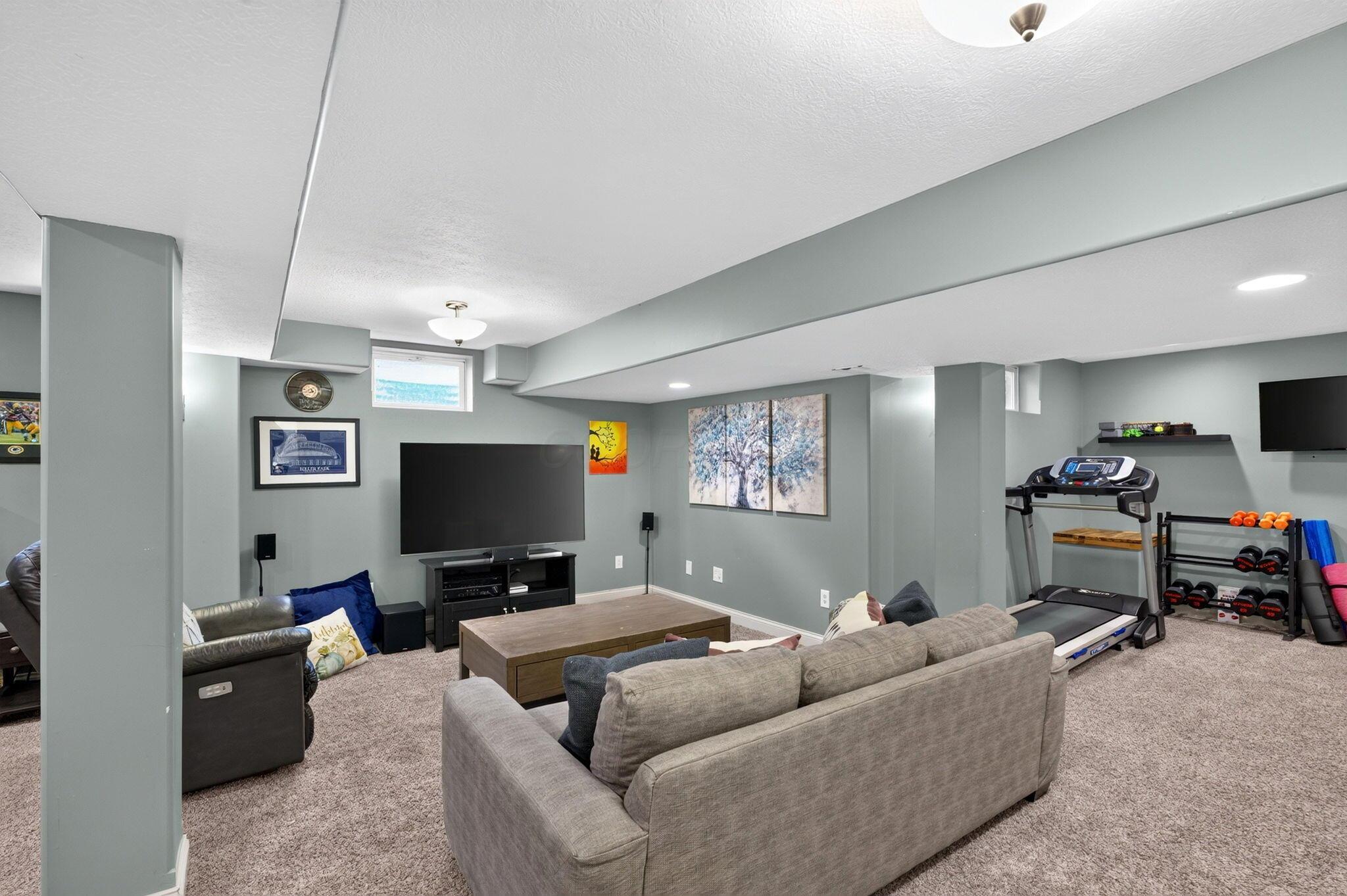 5564 Aster Way