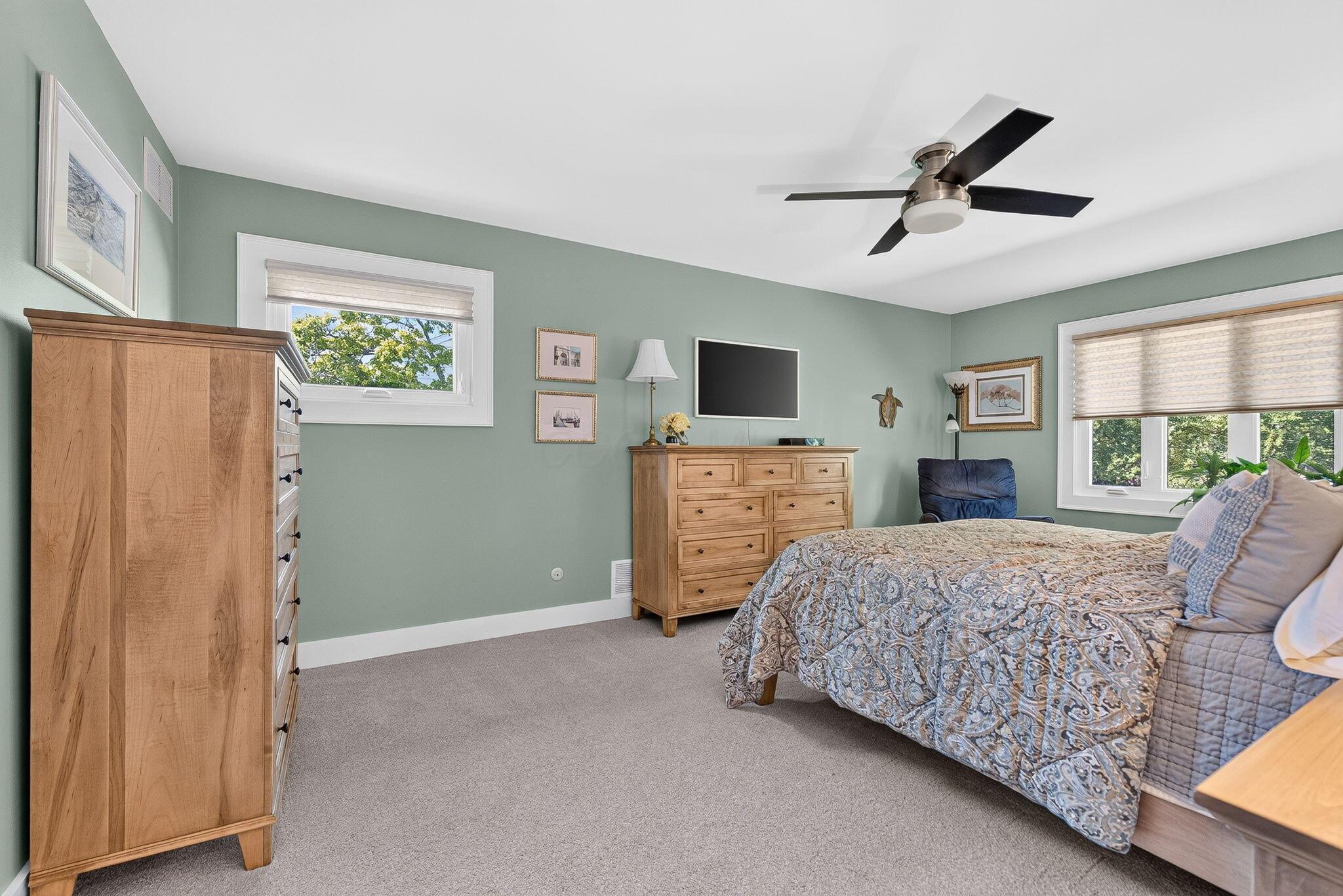 1333 Carron Drive