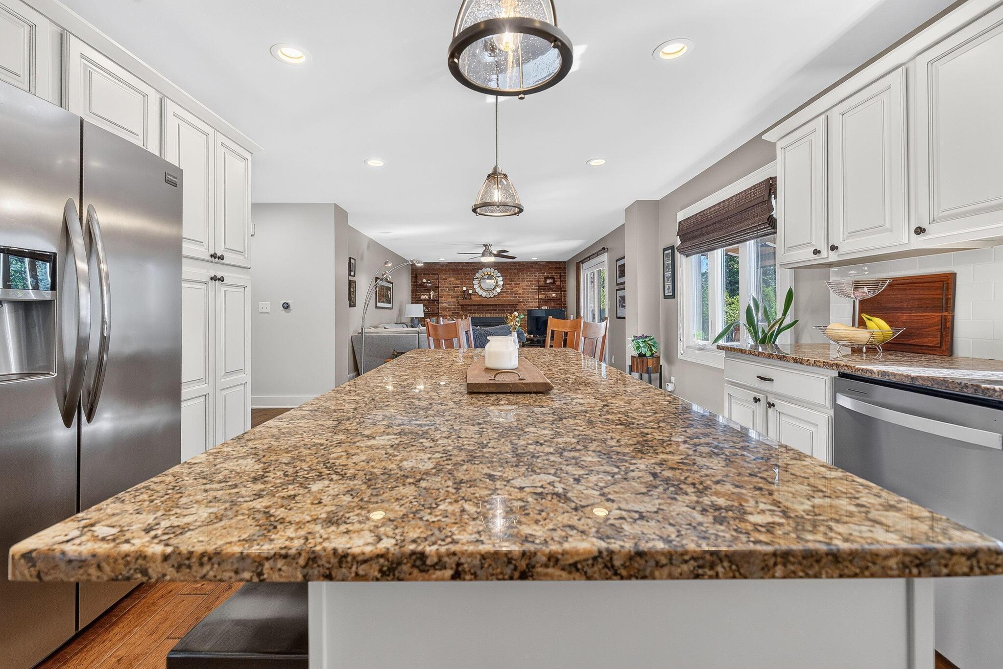 1333 Carron Drive