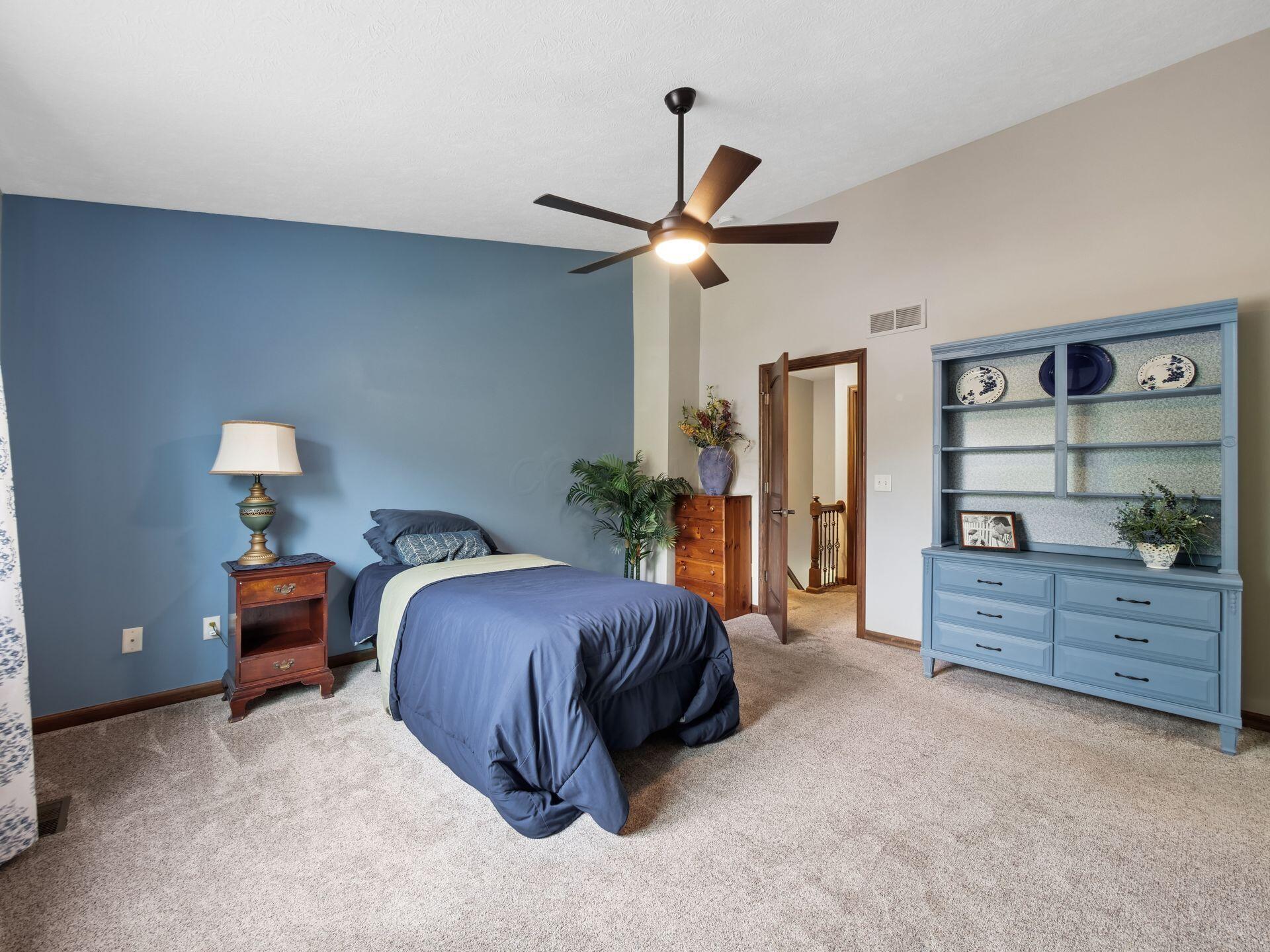 5353 Tartan Lane, 18