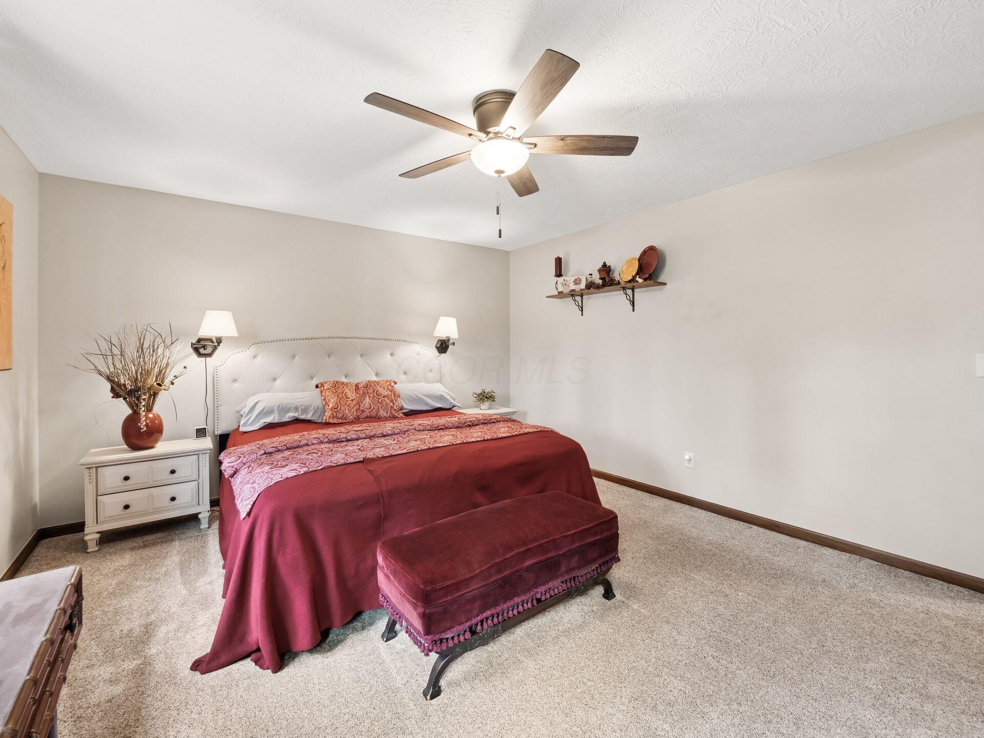 5353 Tartan Lane, 18