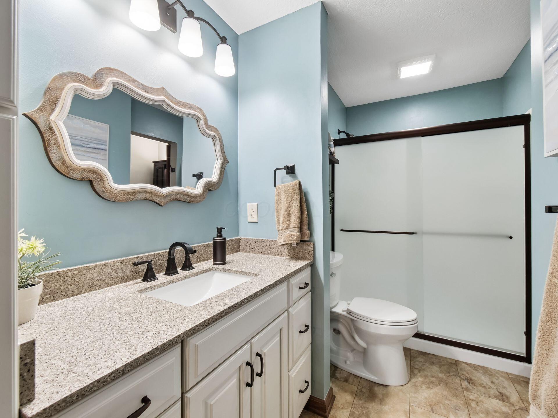 5353 Tartan Lane, 18