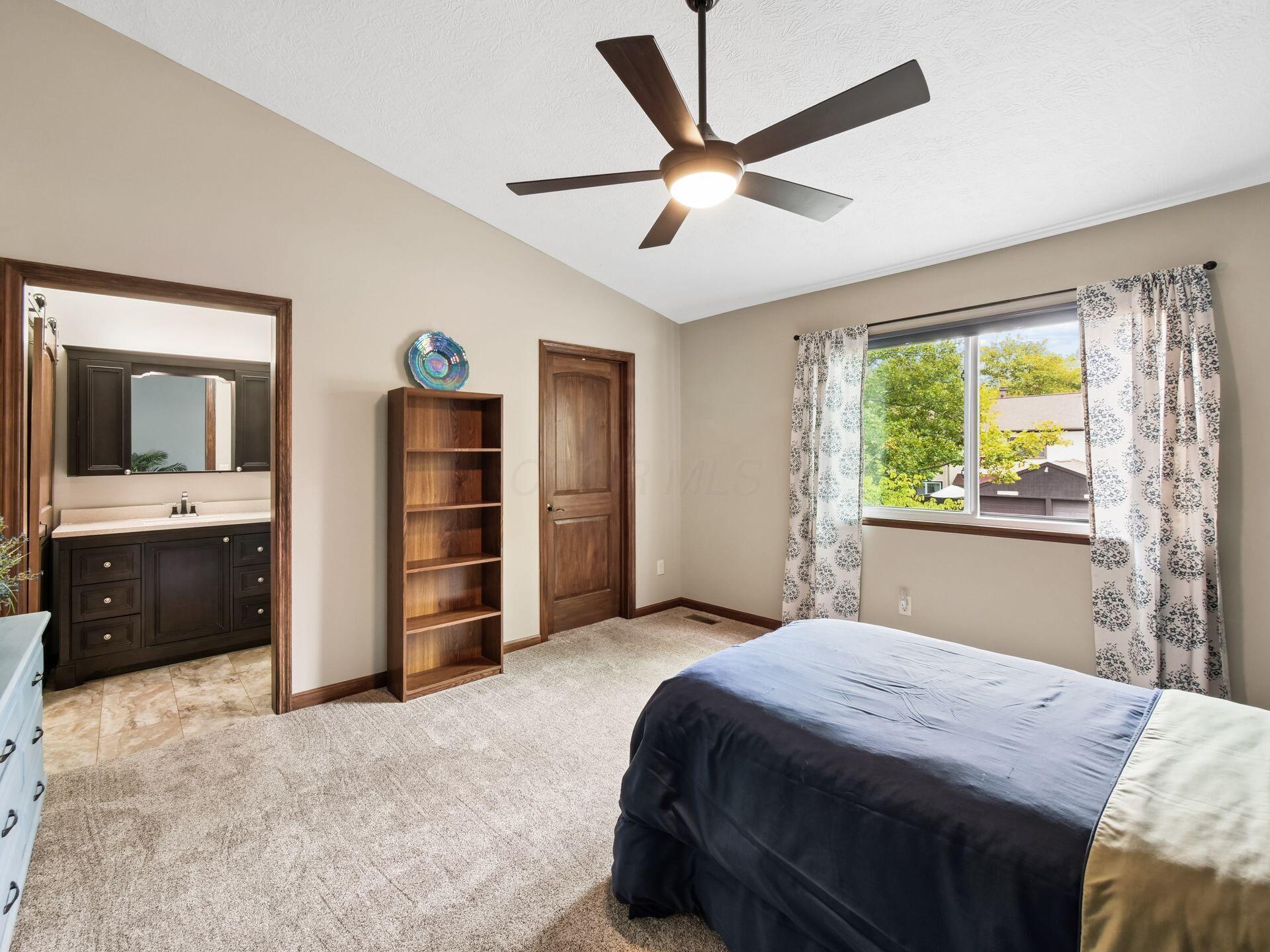 5353 Tartan Lane, 18