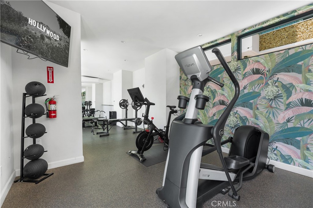 8787 Shoreham Drive B4