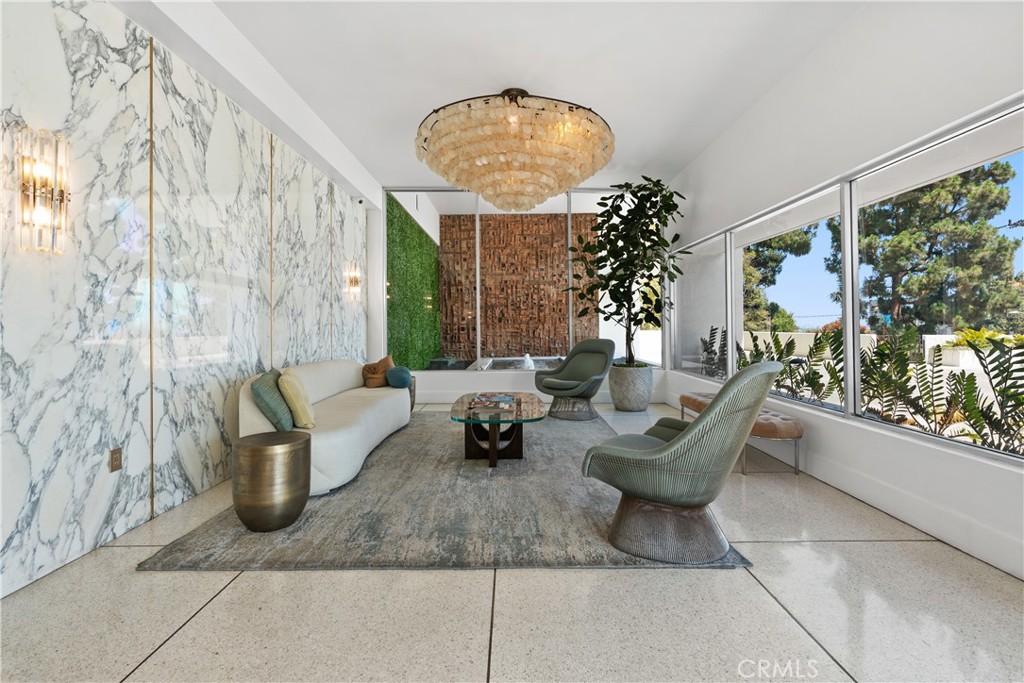 8787 Shoreham Drive B4