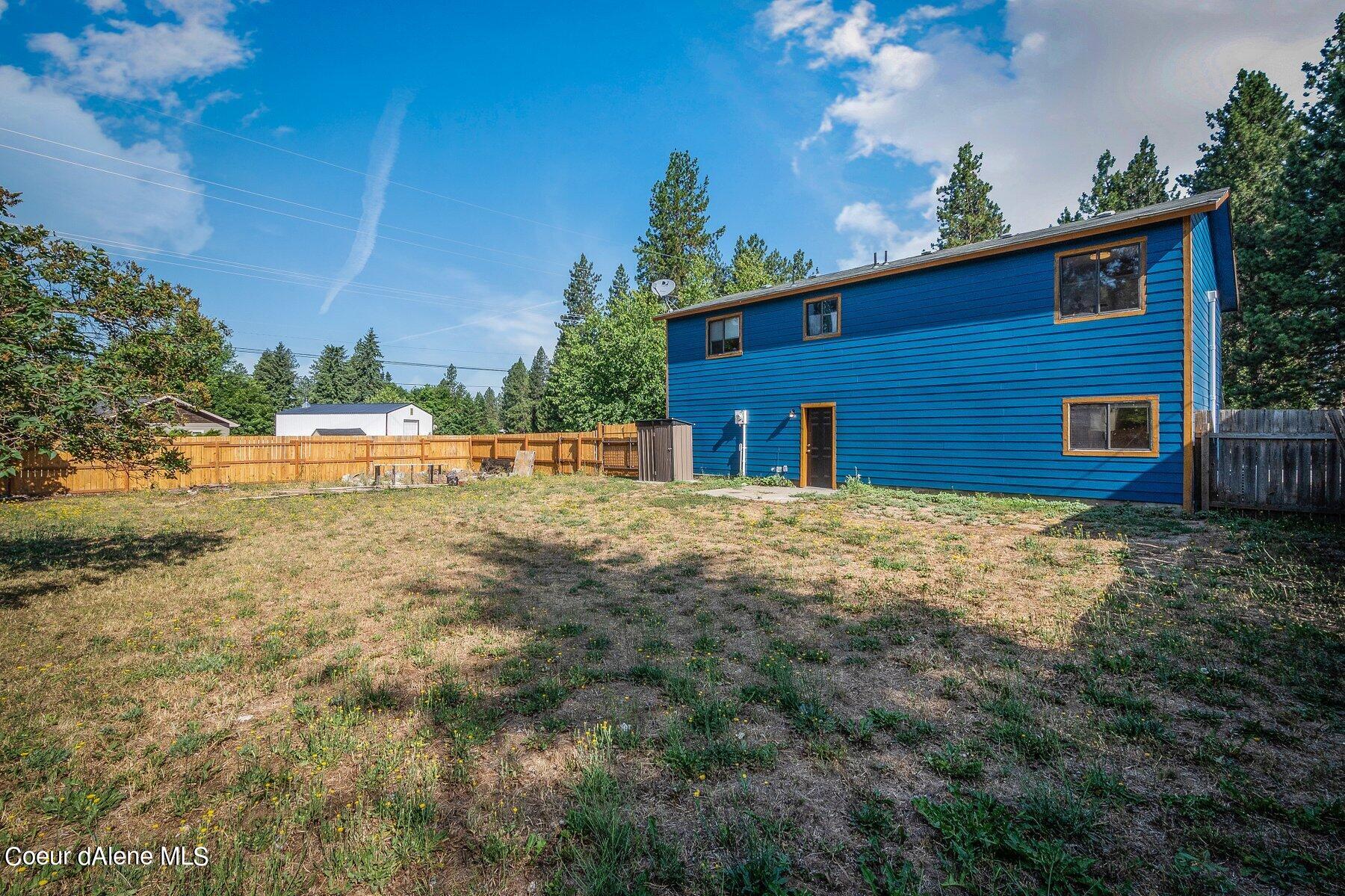 1500 E THOMAS LN