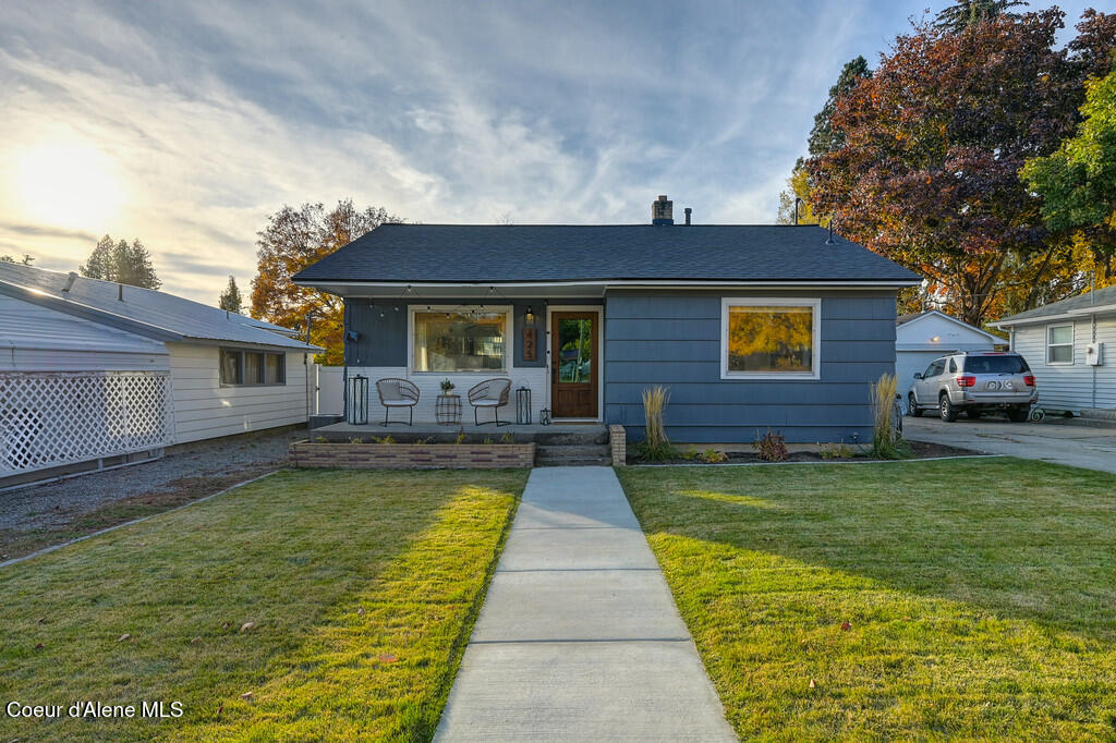425 N 12TH ST
