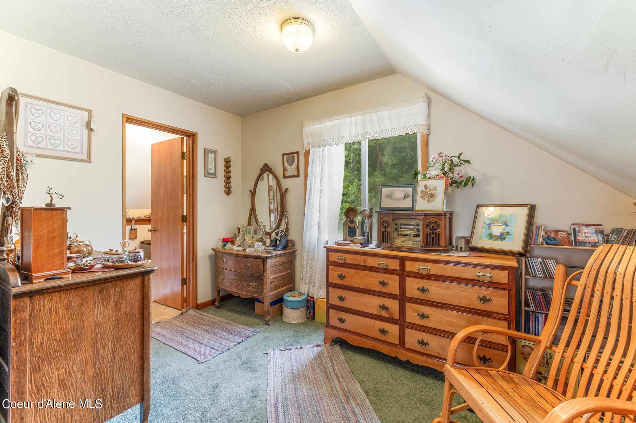 456 Hunt Gulch Rd