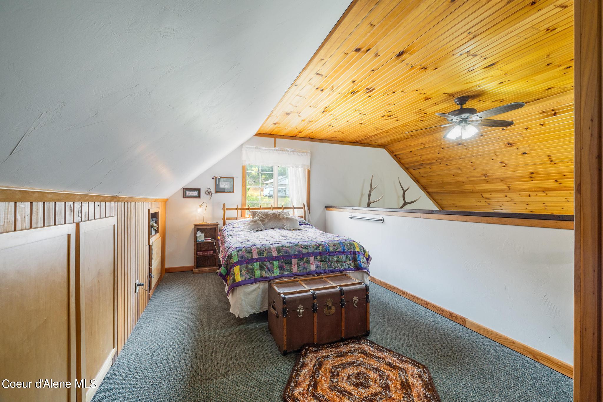 456 Hunt Gulch Rd