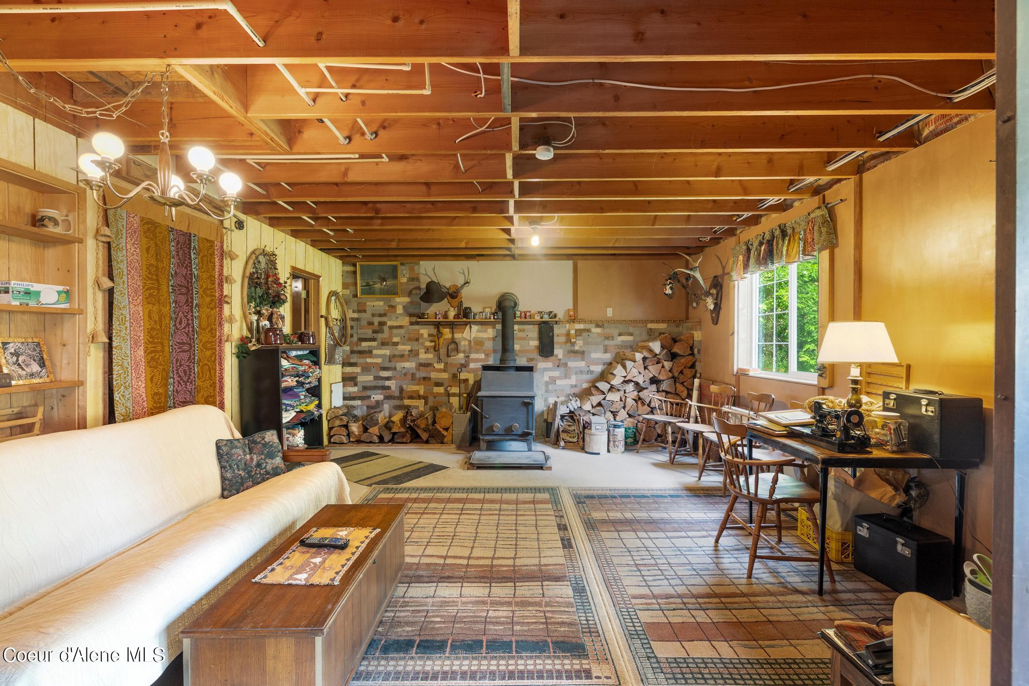 456 Hunt Gulch Rd