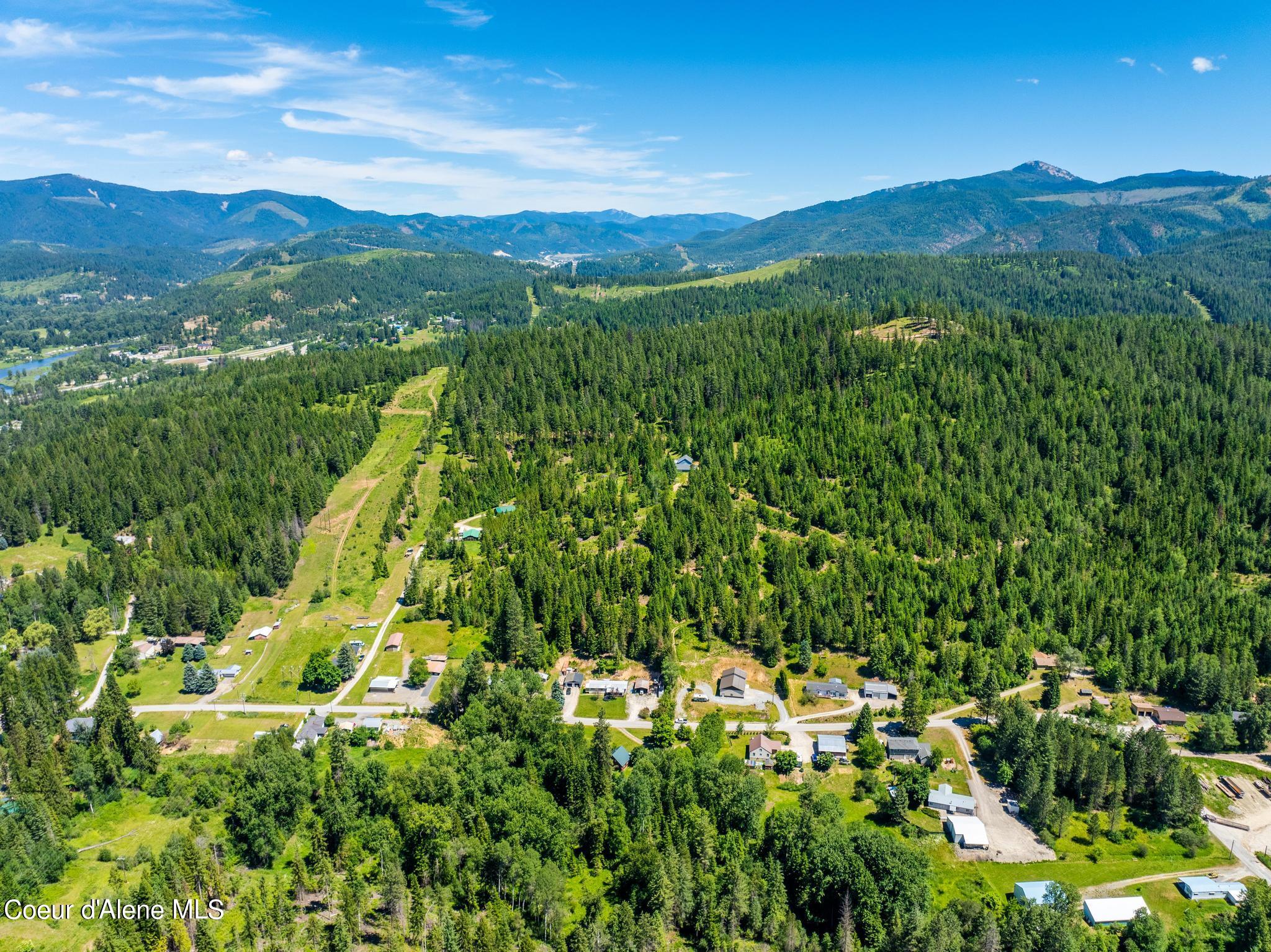 456 Hunt Gulch Rd