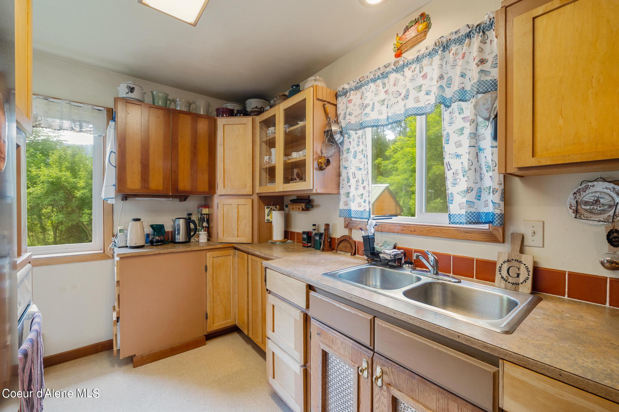 456 Hunt Gulch Rd