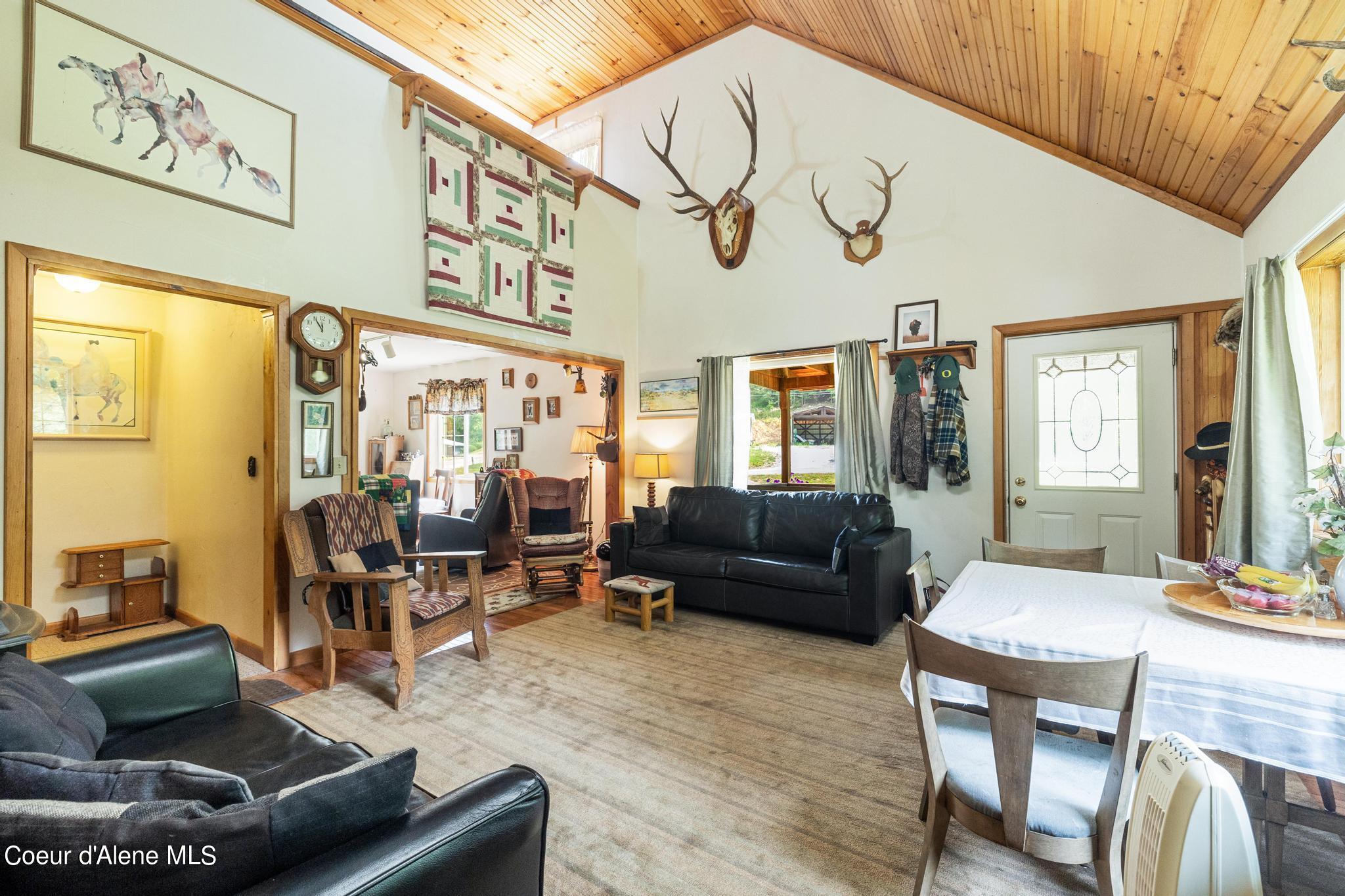 456 Hunt Gulch Rd