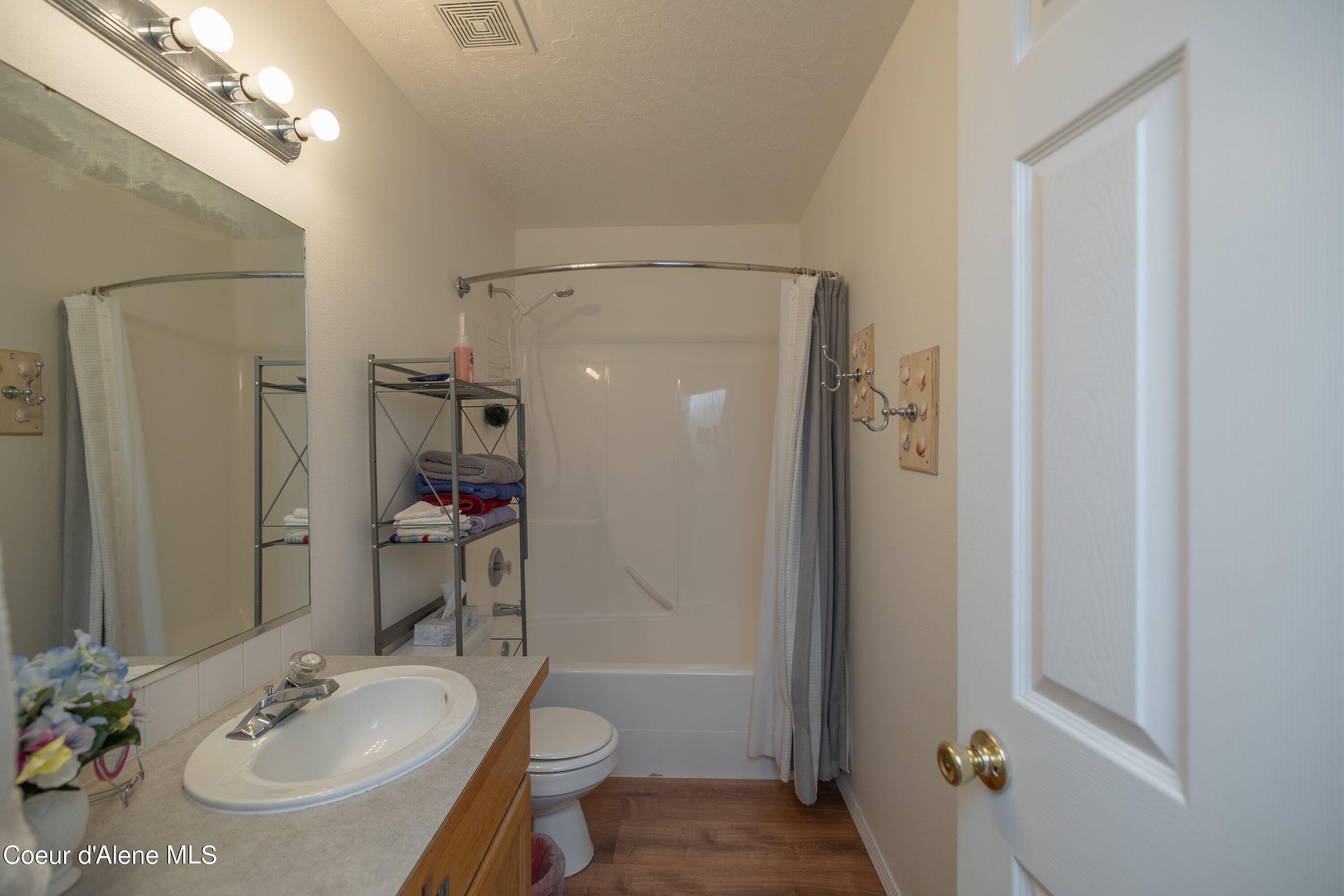 2517 W Beth Loop
