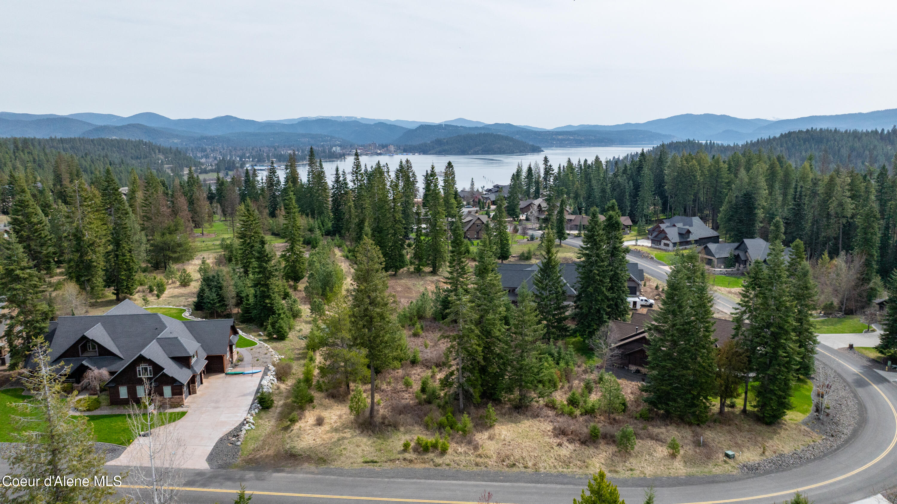 3915 W CIELO VIEW CT