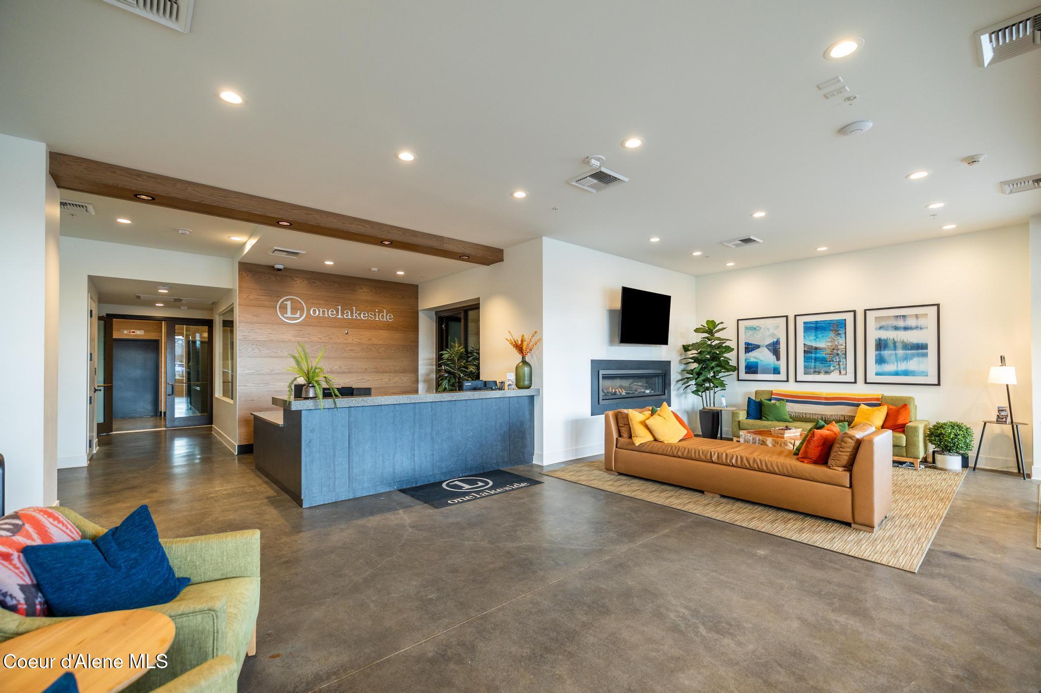 201 N 1ST ST #1006