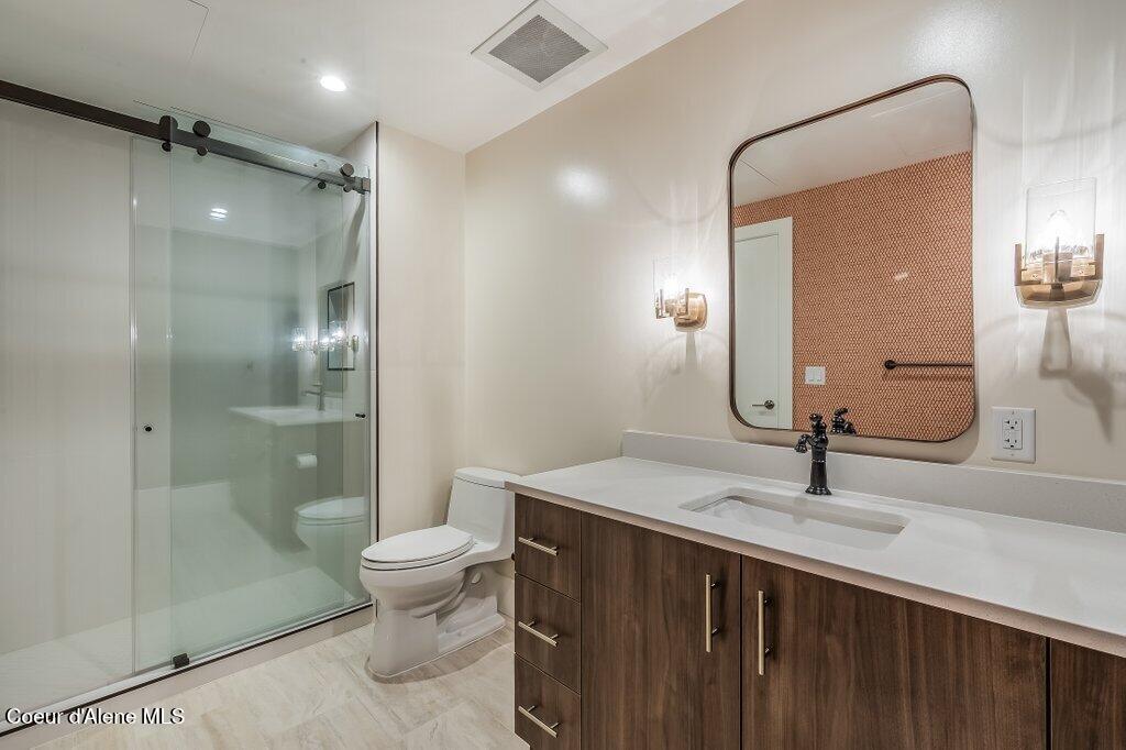 201 N 1ST ST #1006