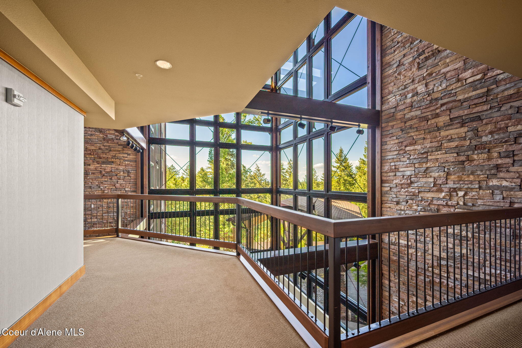 1700 E TOWER POINTE DR #302