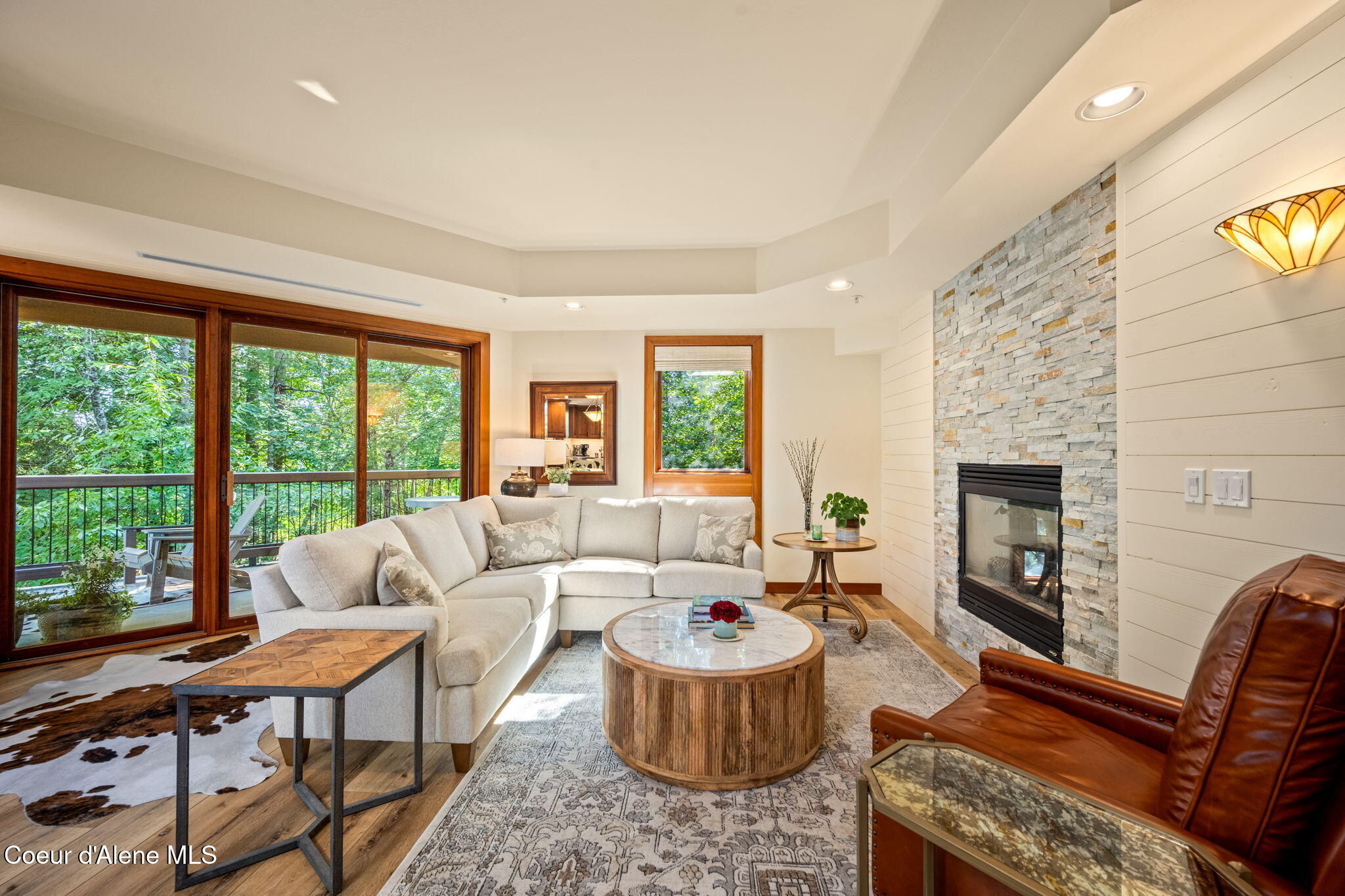 1700 E TOWER POINTE DR #302