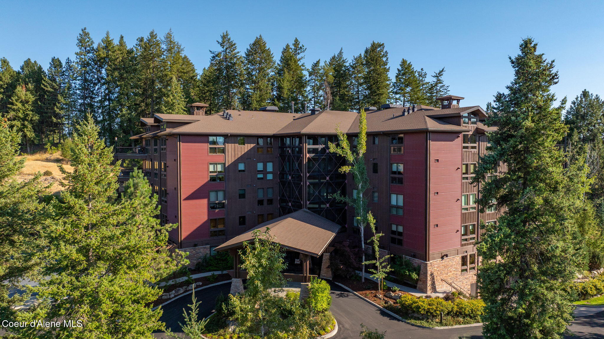 1700 E TOWER POINTE DR #302