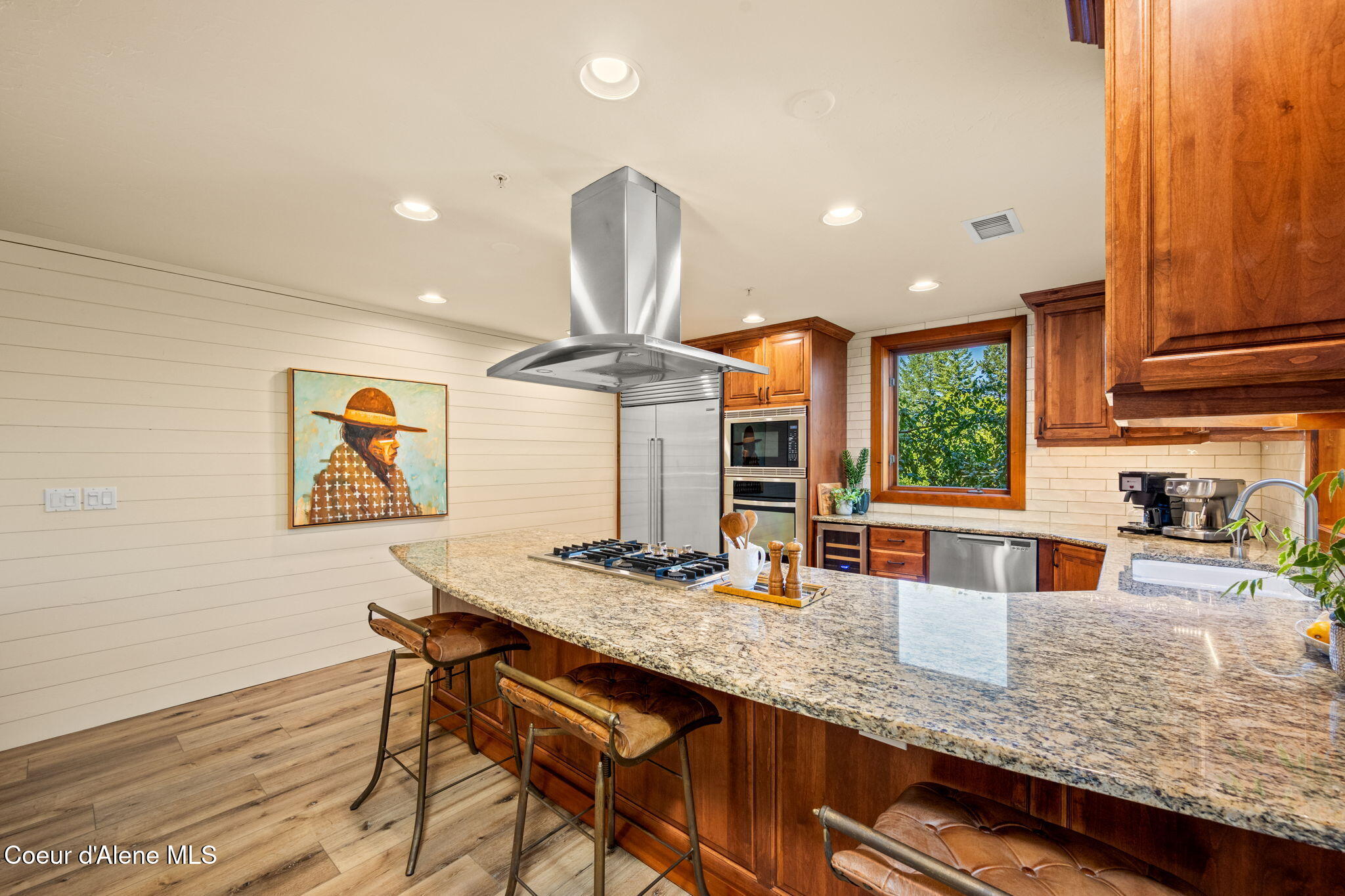 1700 E TOWER POINTE DR #302